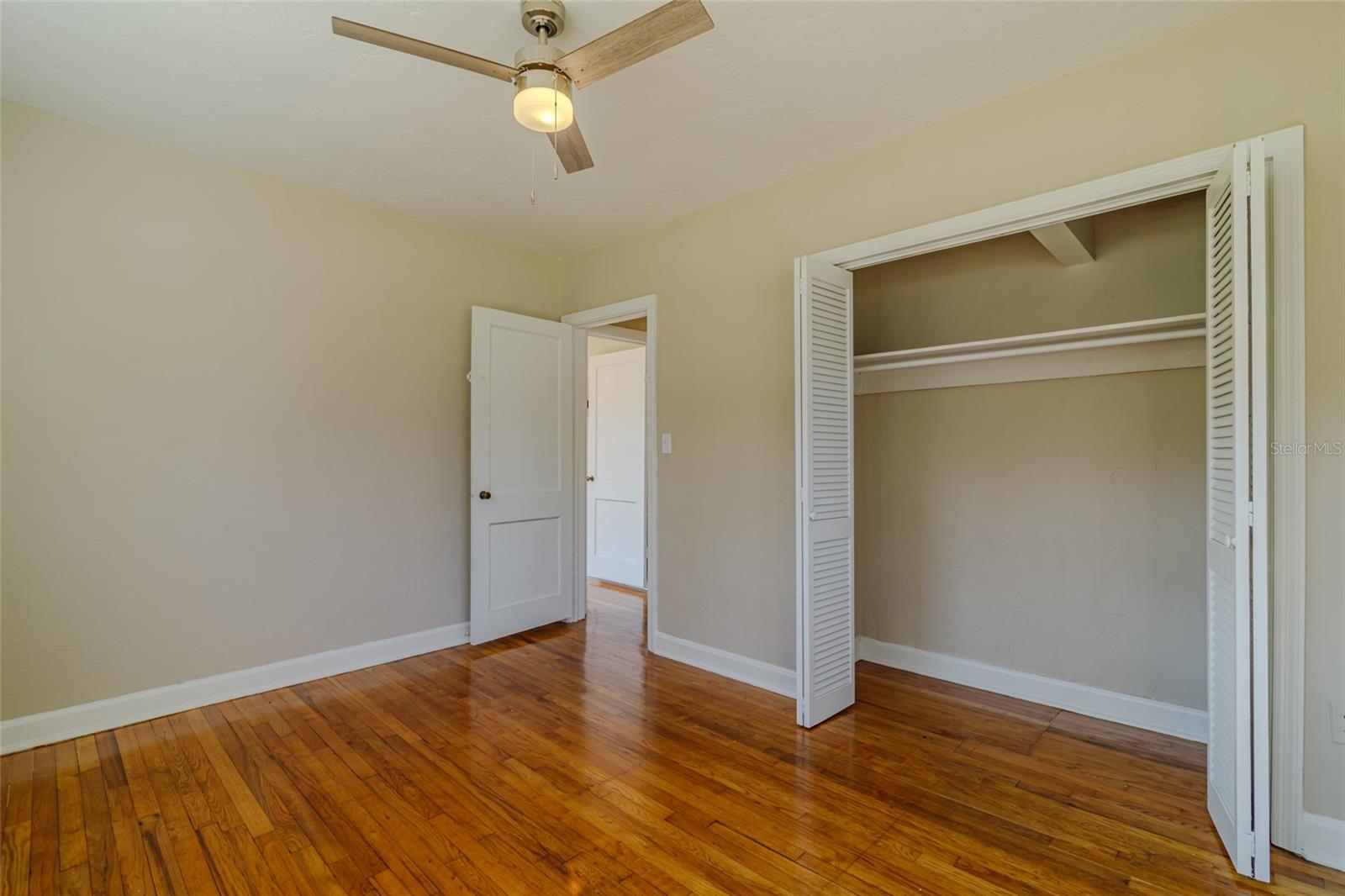 Image 26 of 58 For 910 11th Avenue