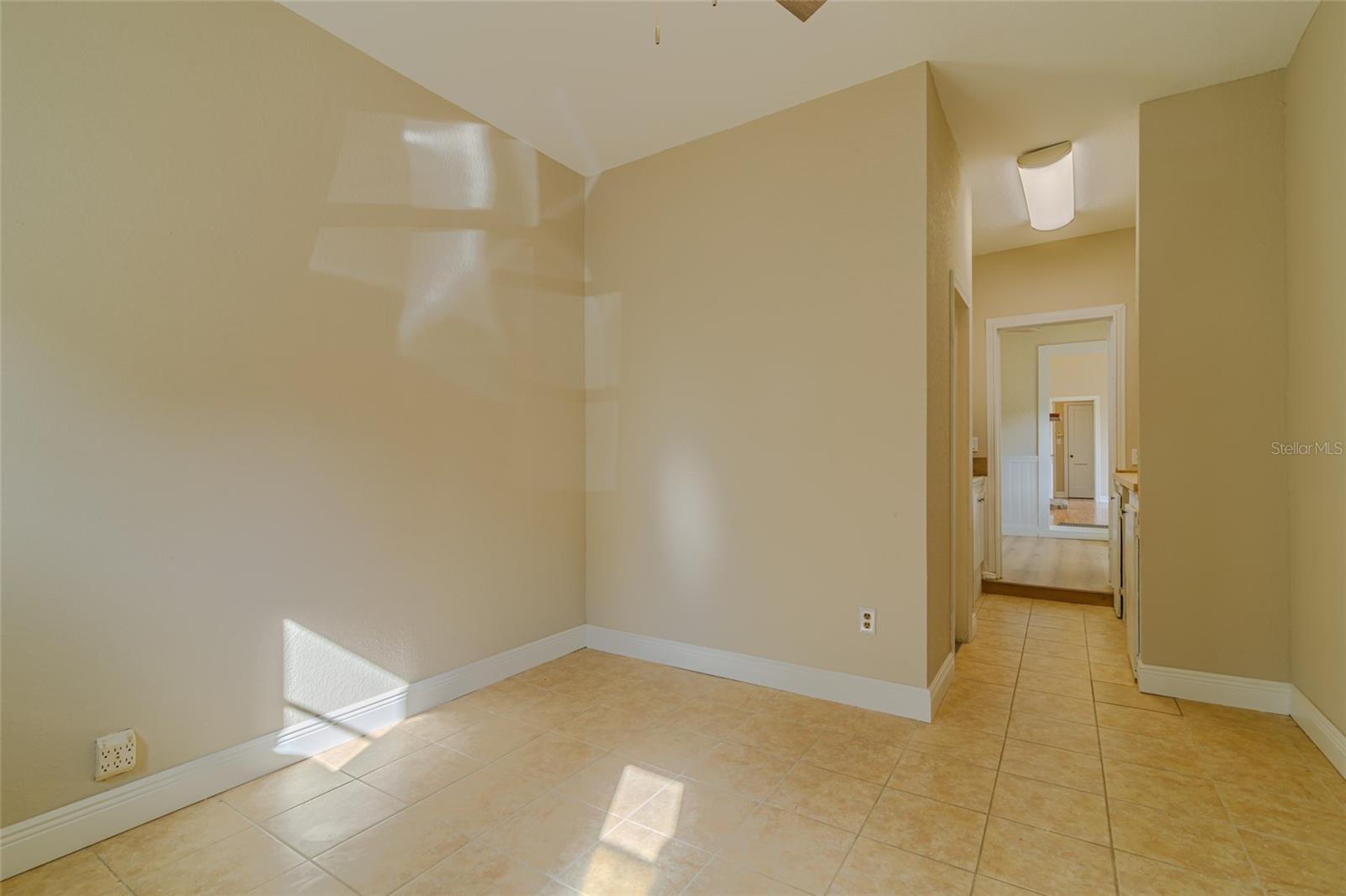 Image 36 of 58 For 910 11th Avenue