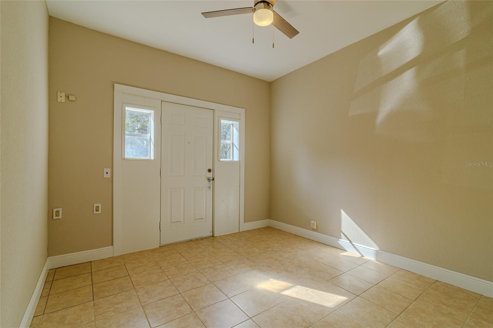 Image 37 of 58 For 910 11th Avenue