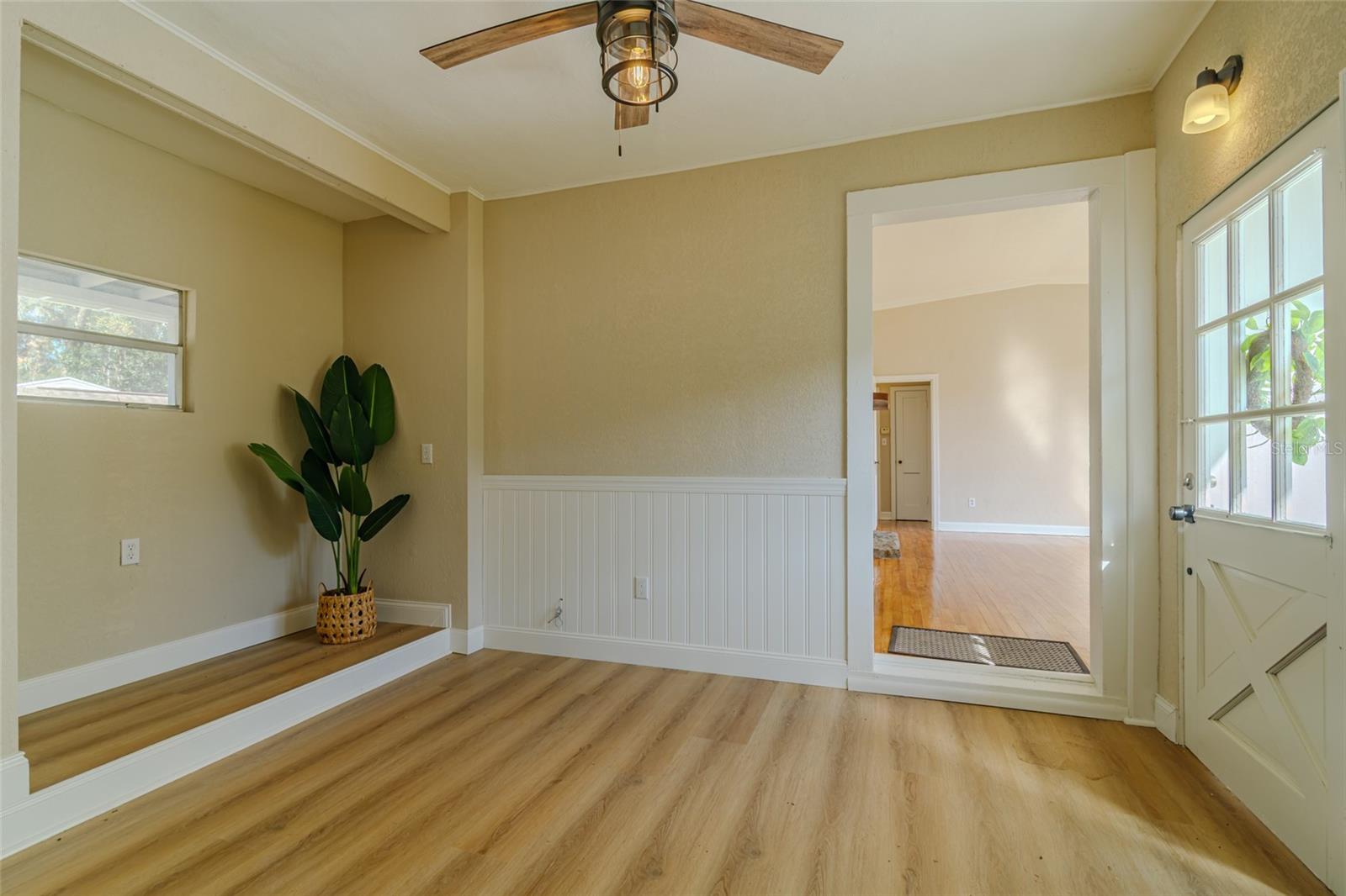 Image 49 of 58 For 910 11th Avenue