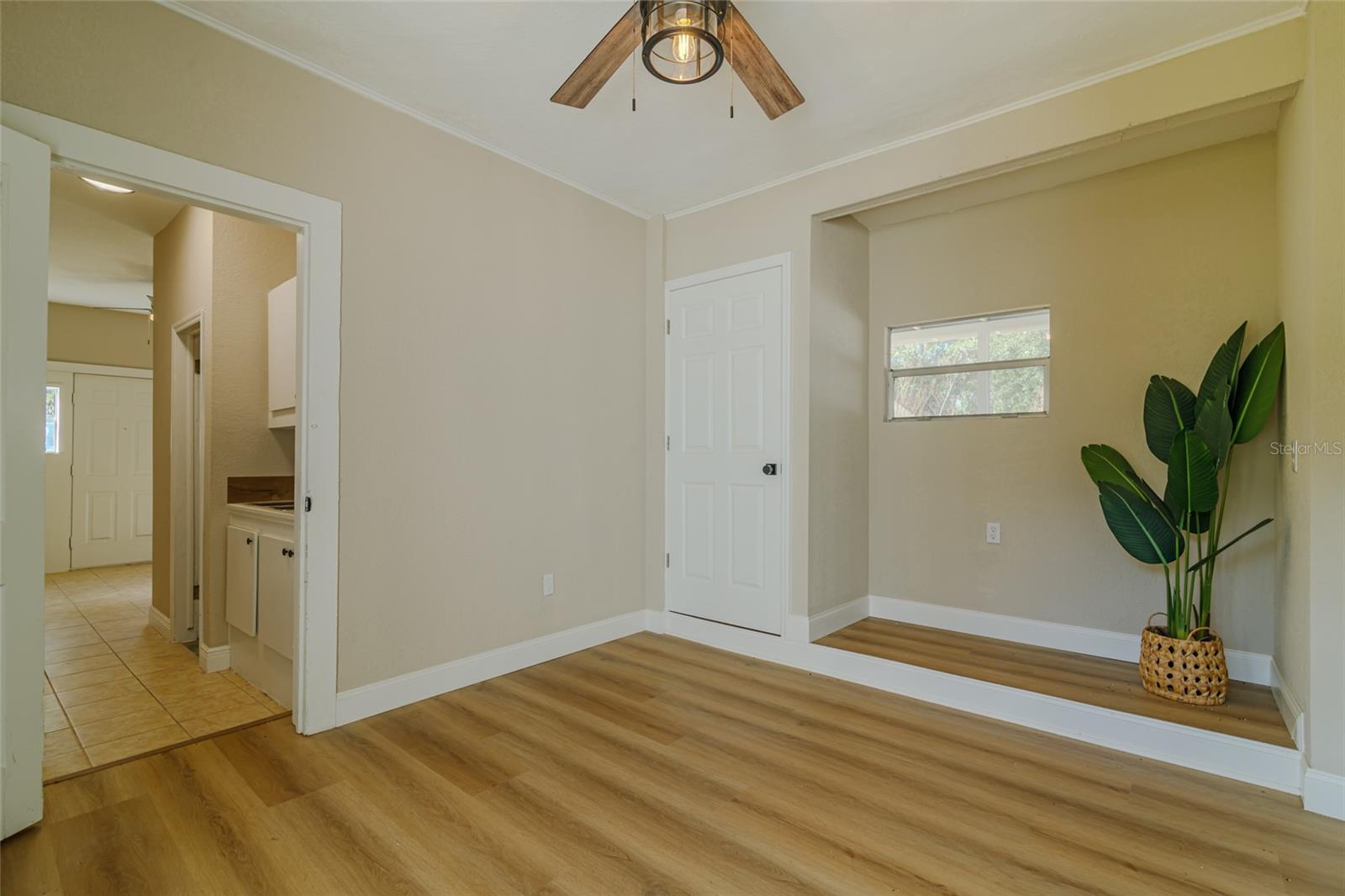 Image 53 of 58 For 910 11th Avenue