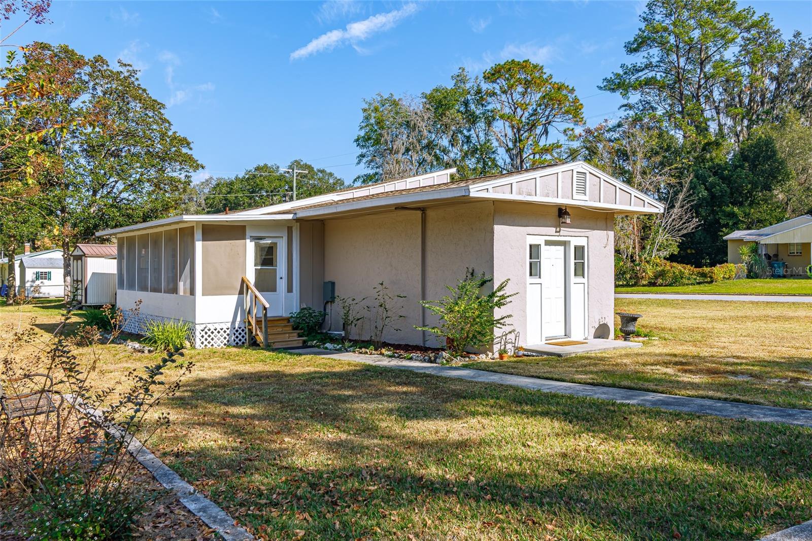 Image 6 of 58 For 910 11th Avenue