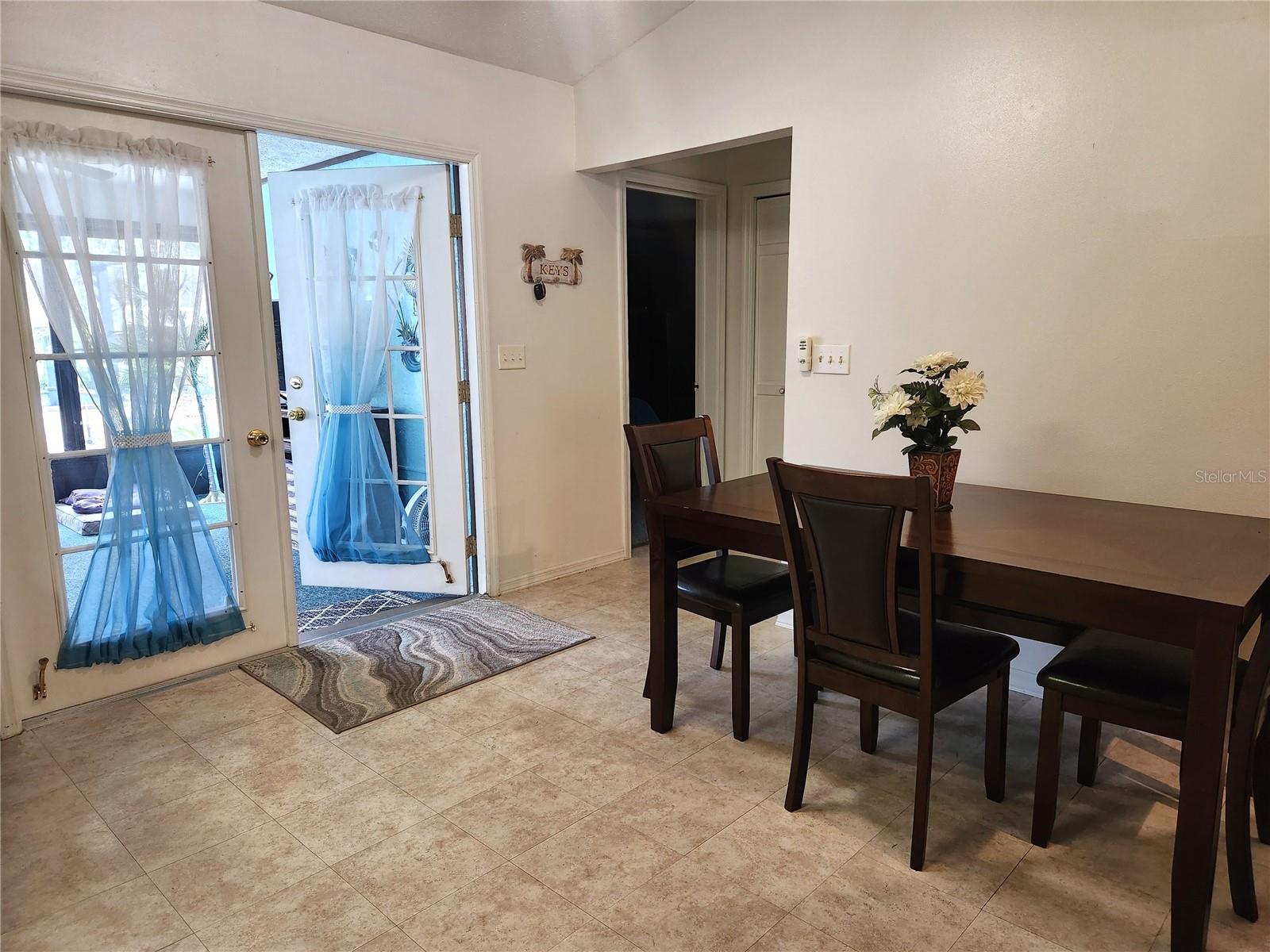 Image 10 of 28 For 4181 4th Terrace