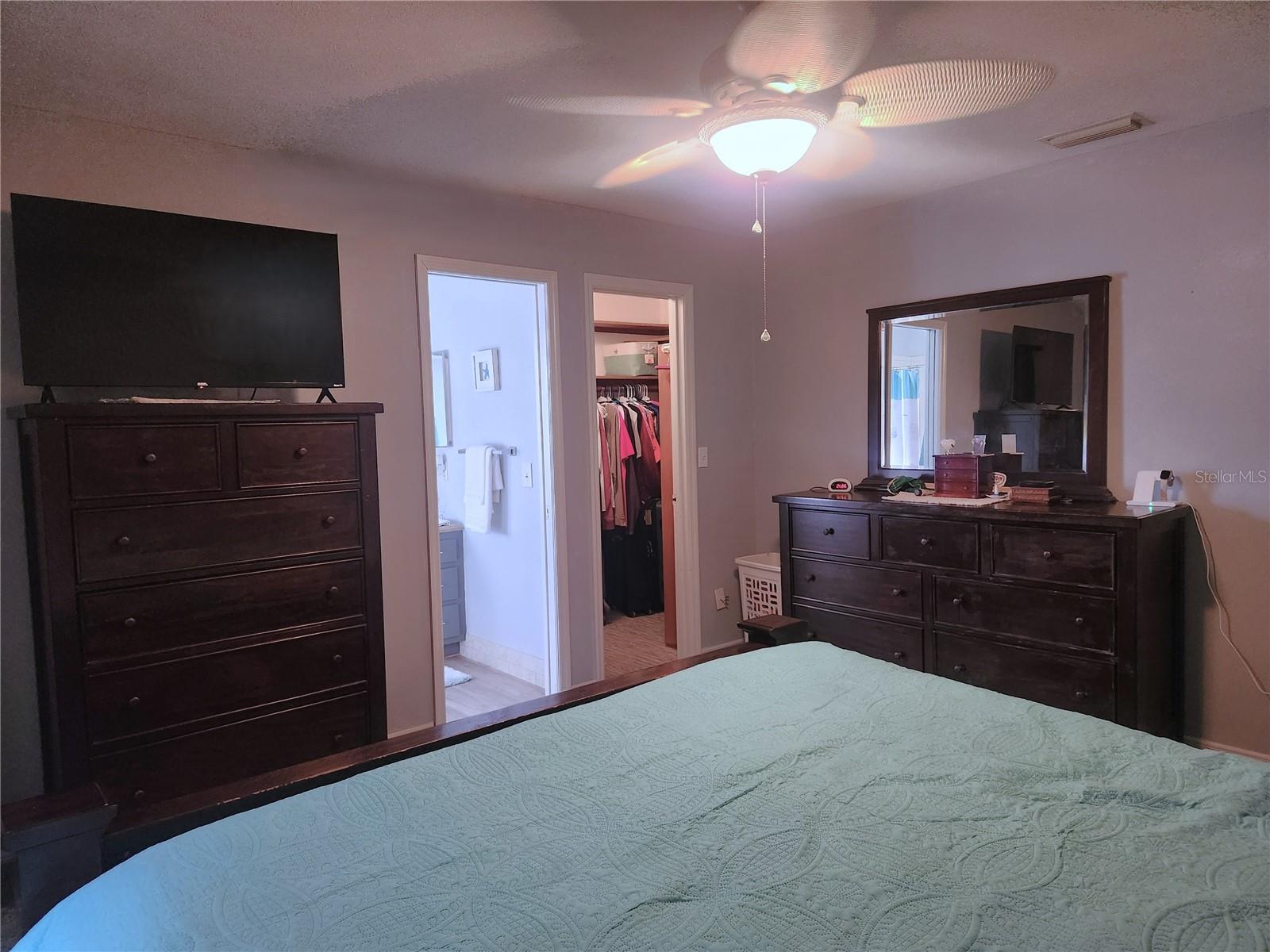 Image 12 of 28 For 4181 4th Terrace