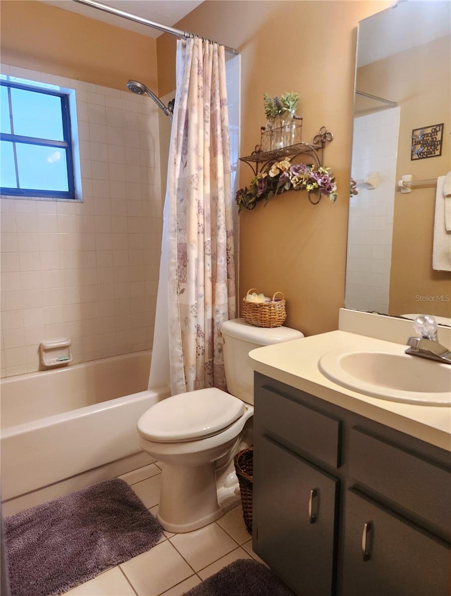 Image 18 of 28 For 4181 4th Terrace