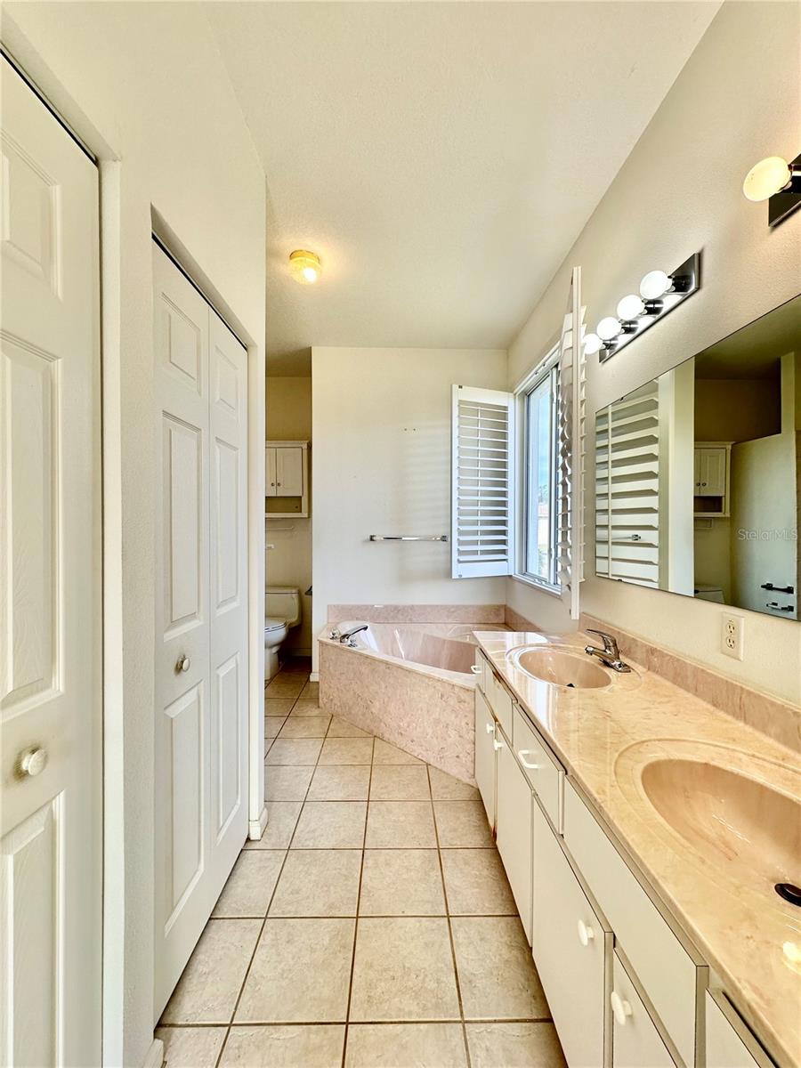 Image 9 of 36 For 5500 26th Lane