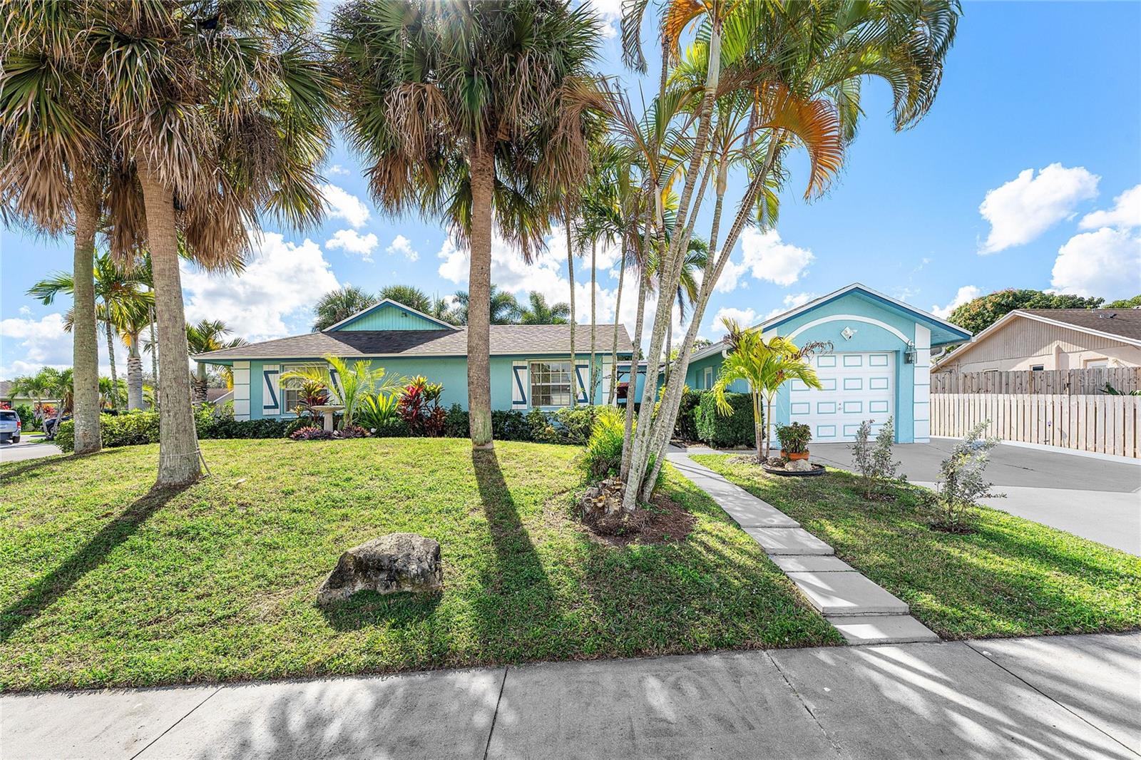 Image 2 of 28 For 10290 Carmen Lane