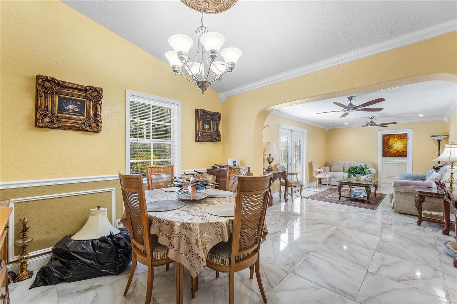 Image 9 of 28 For 10290 Carmen Lane