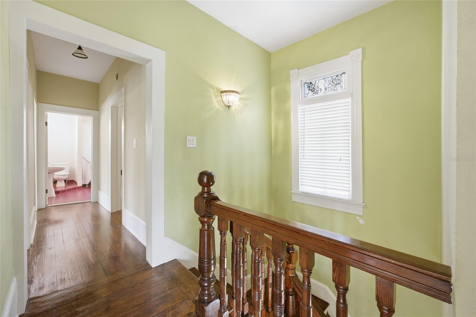 Image 26 of 64 For 835 3rd Street