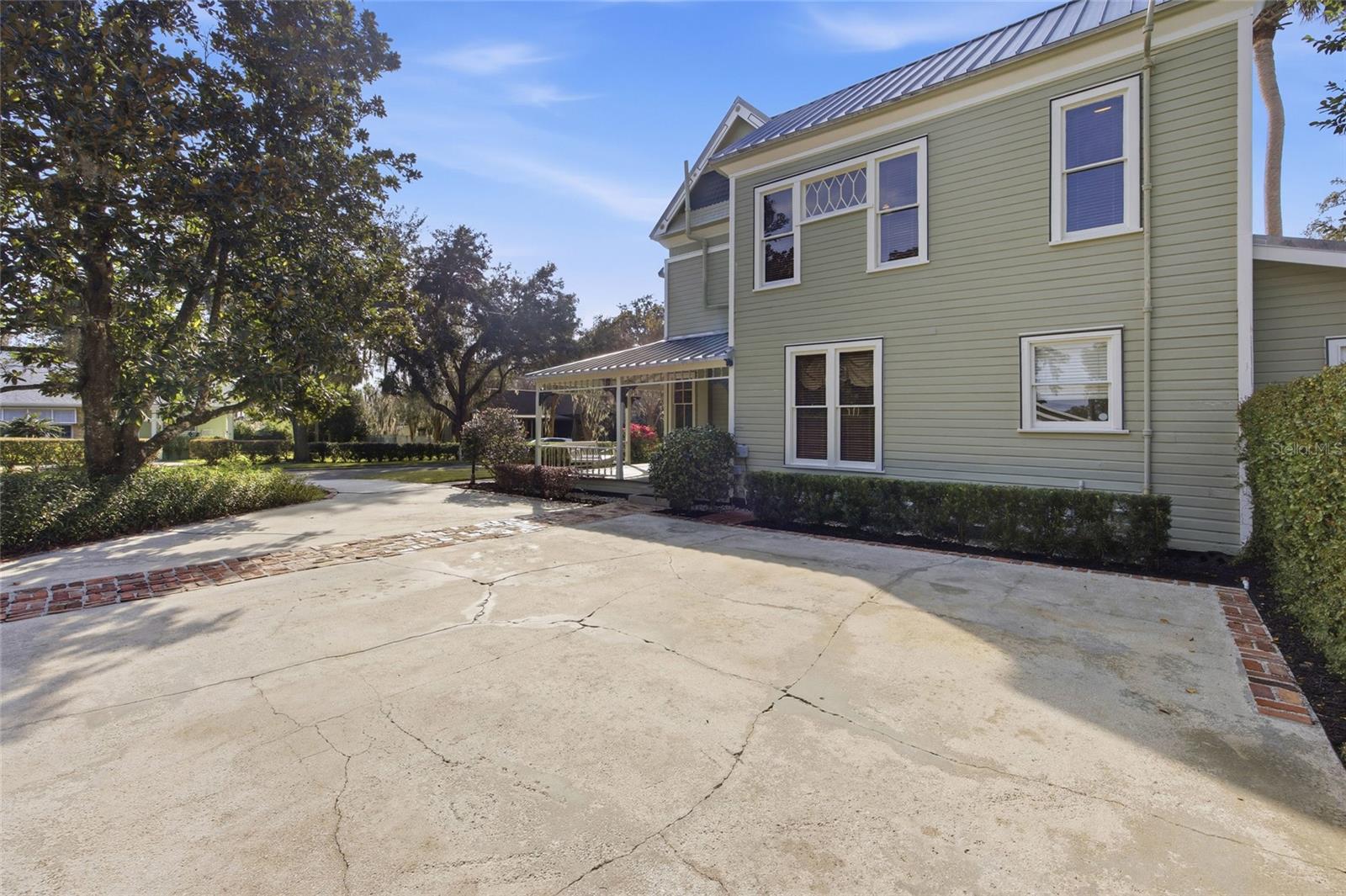 Image 6 of 64 For 835 3rd Street