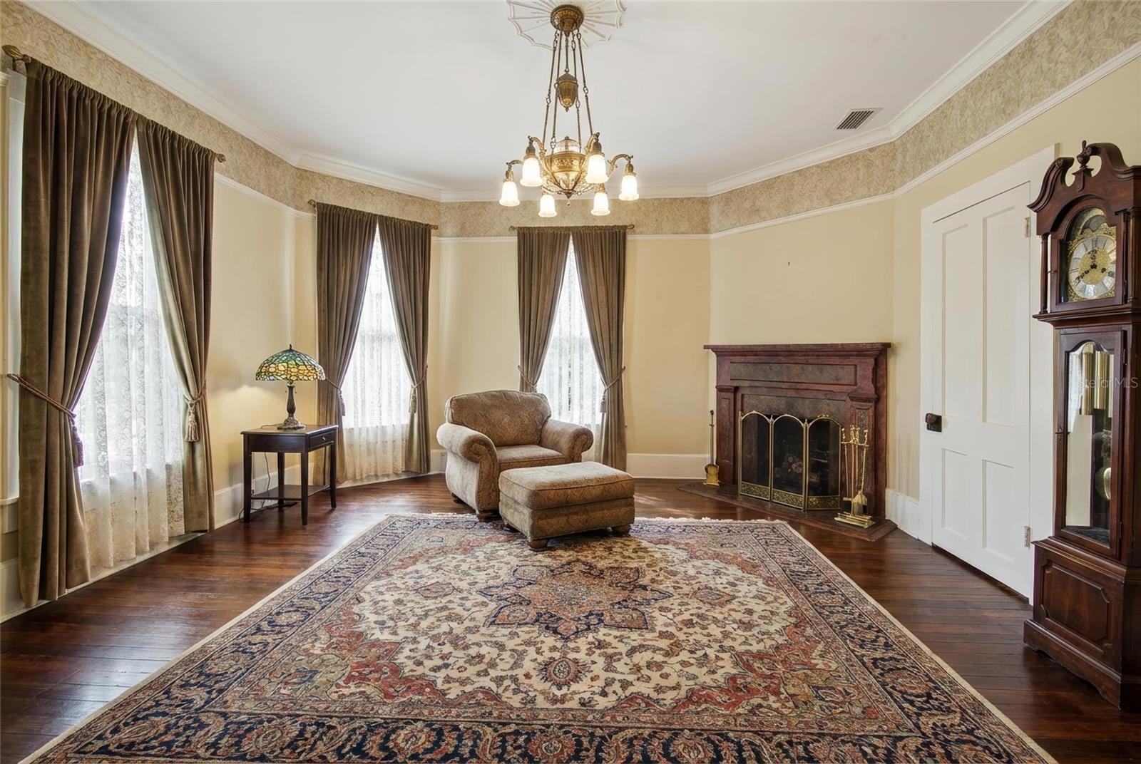 Image 60 of 64 For 835 3rd Street