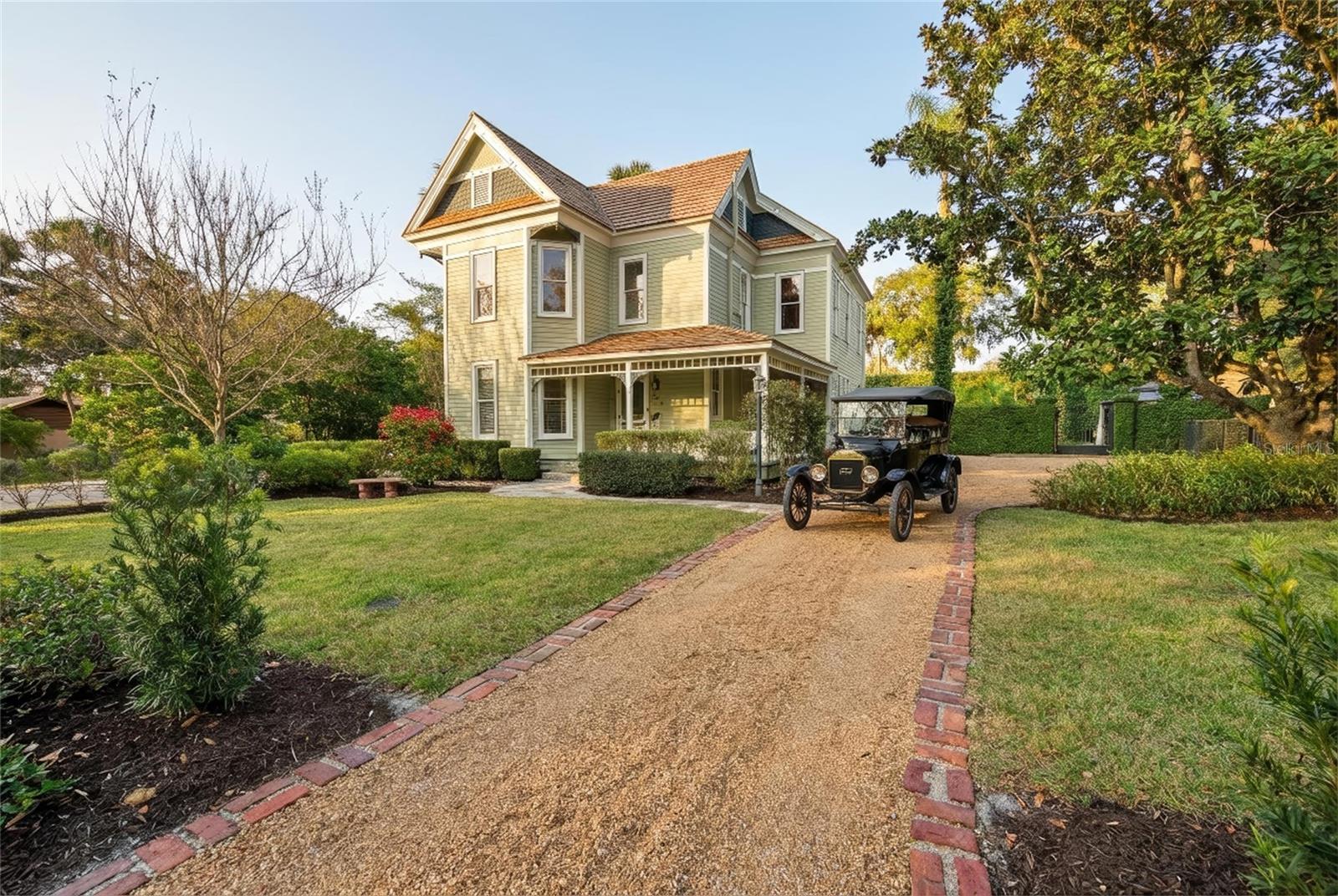 Image 61 of 64 For 835 3rd Street