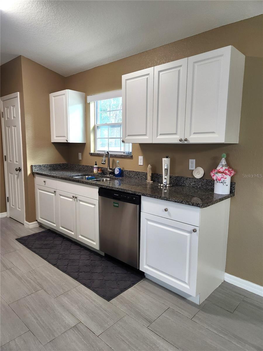 Image 6 of 21 For 6834 107th Place