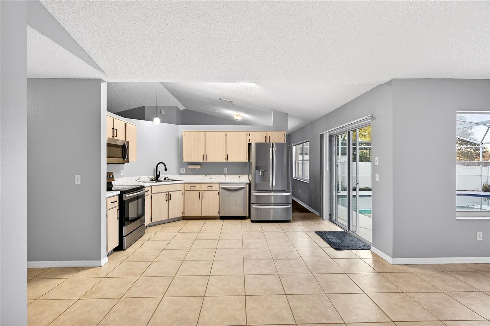 Image 13 of 56 For 216 Robbins Rest Circle