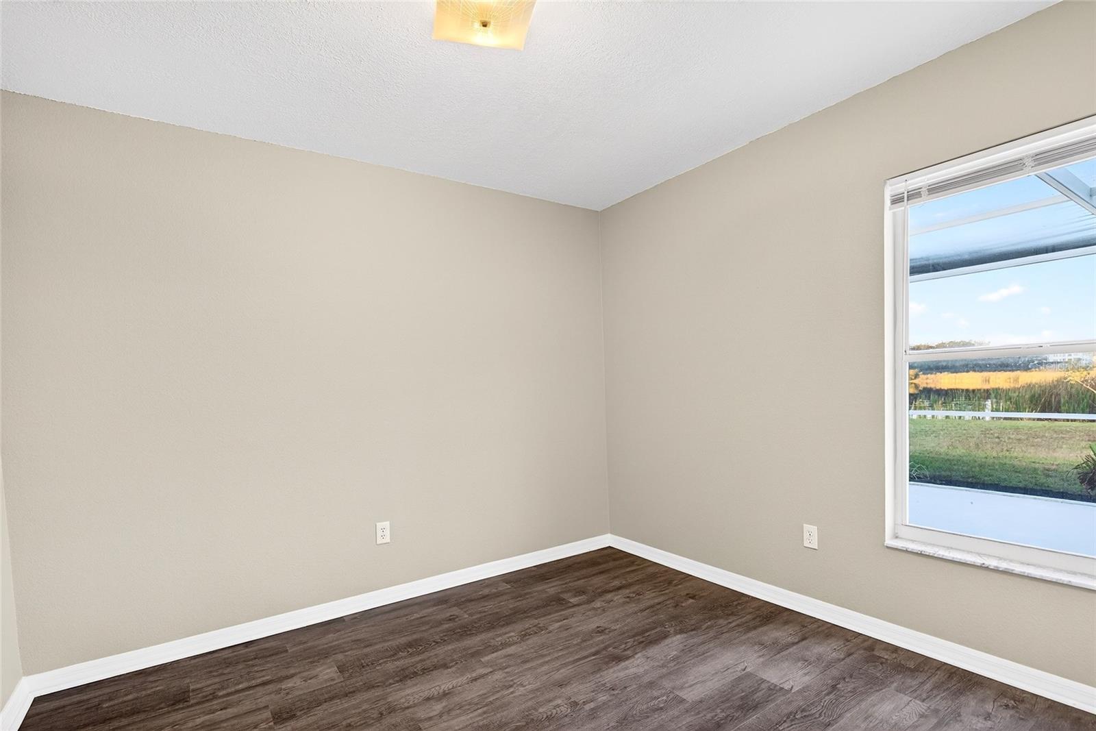 Image 29 of 56 For 216 Robbins Rest Circle