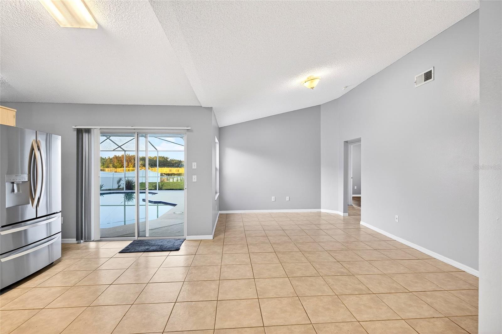 Image 31 of 56 For 216 Robbins Rest Circle