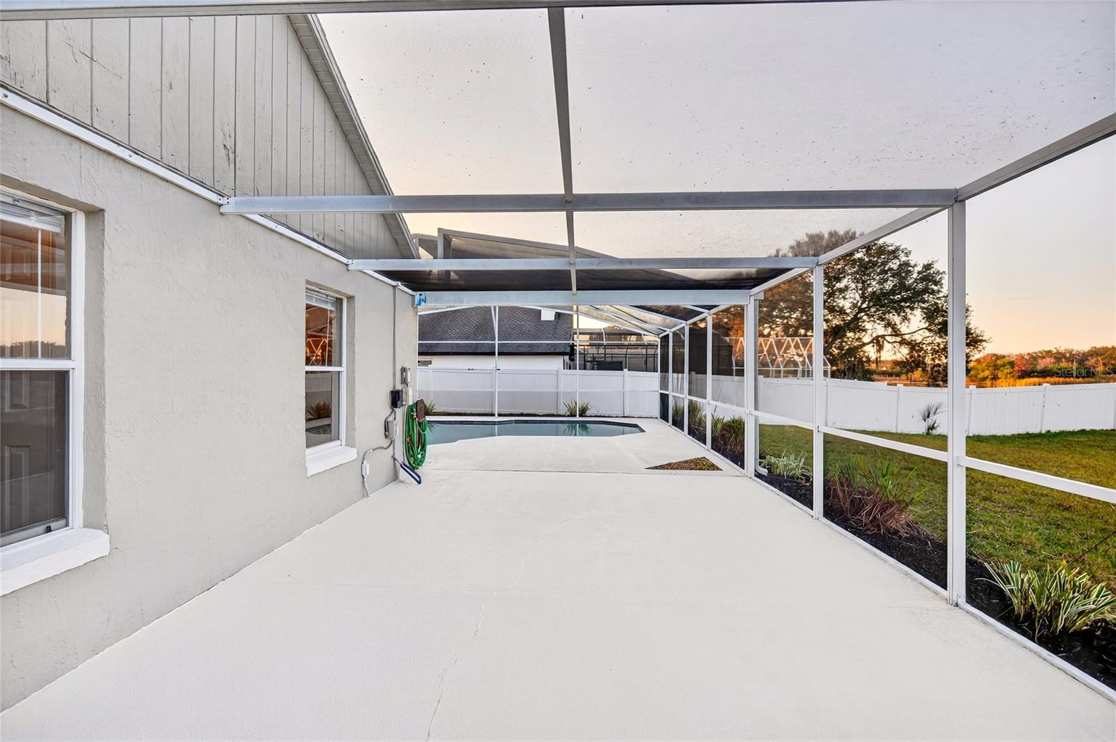 Image 36 of 56 For 216 Robbins Rest Circle