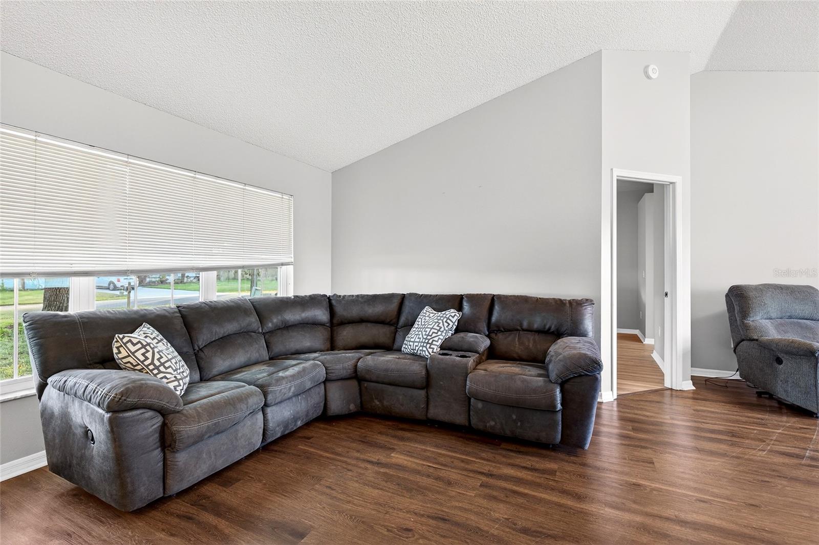 Image 6 of 56 For 216 Robbins Rest Circle