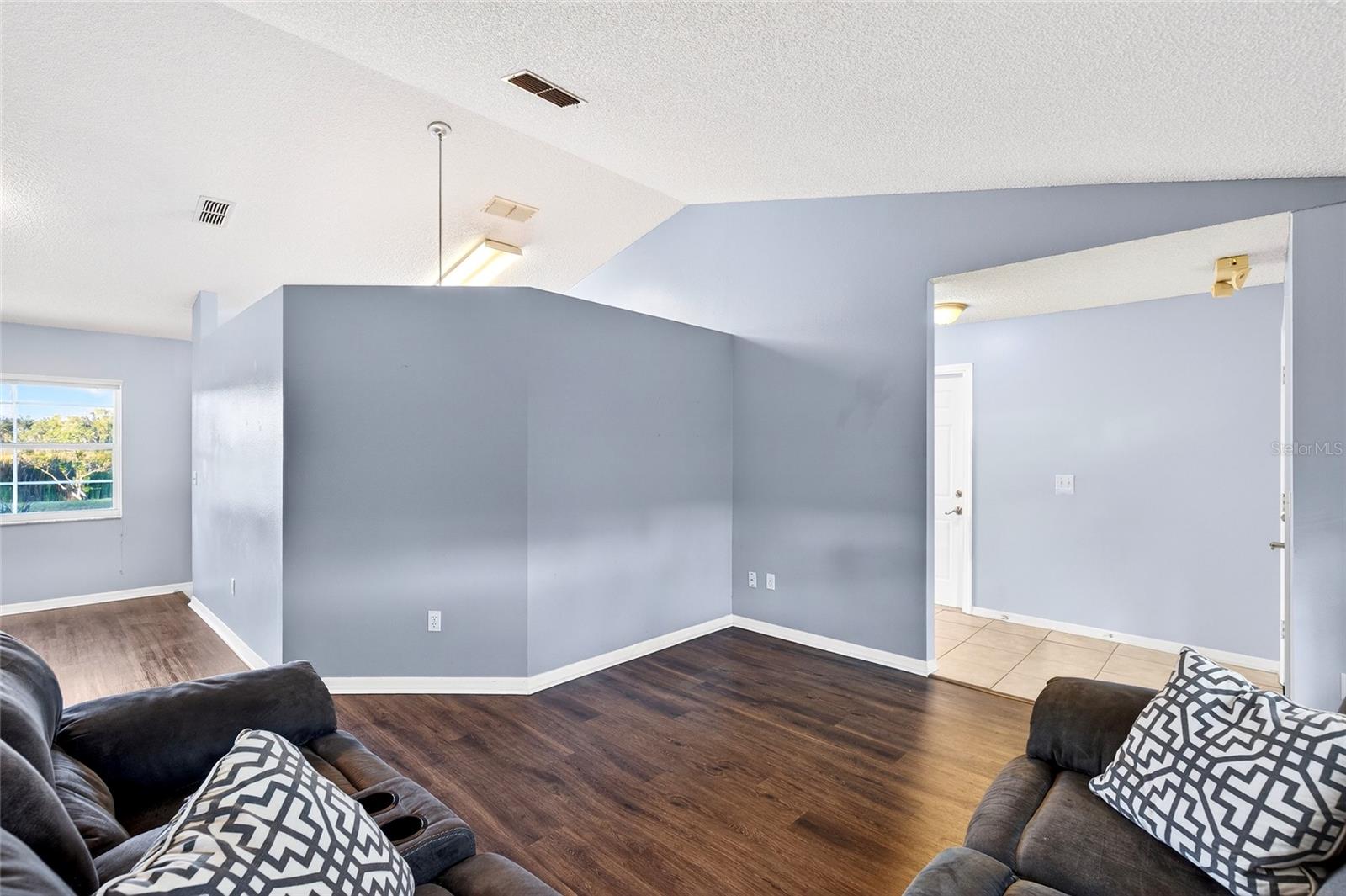 Image 8 of 56 For 216 Robbins Rest Circle