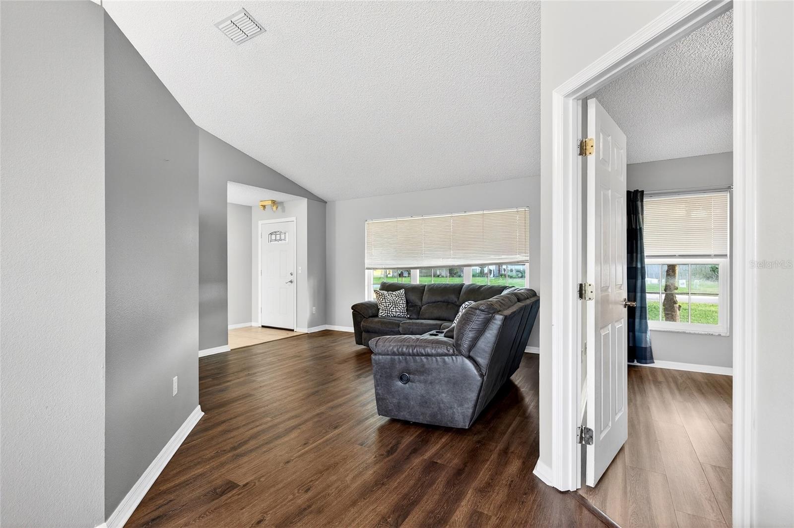 Image 9 of 56 For 216 Robbins Rest Circle