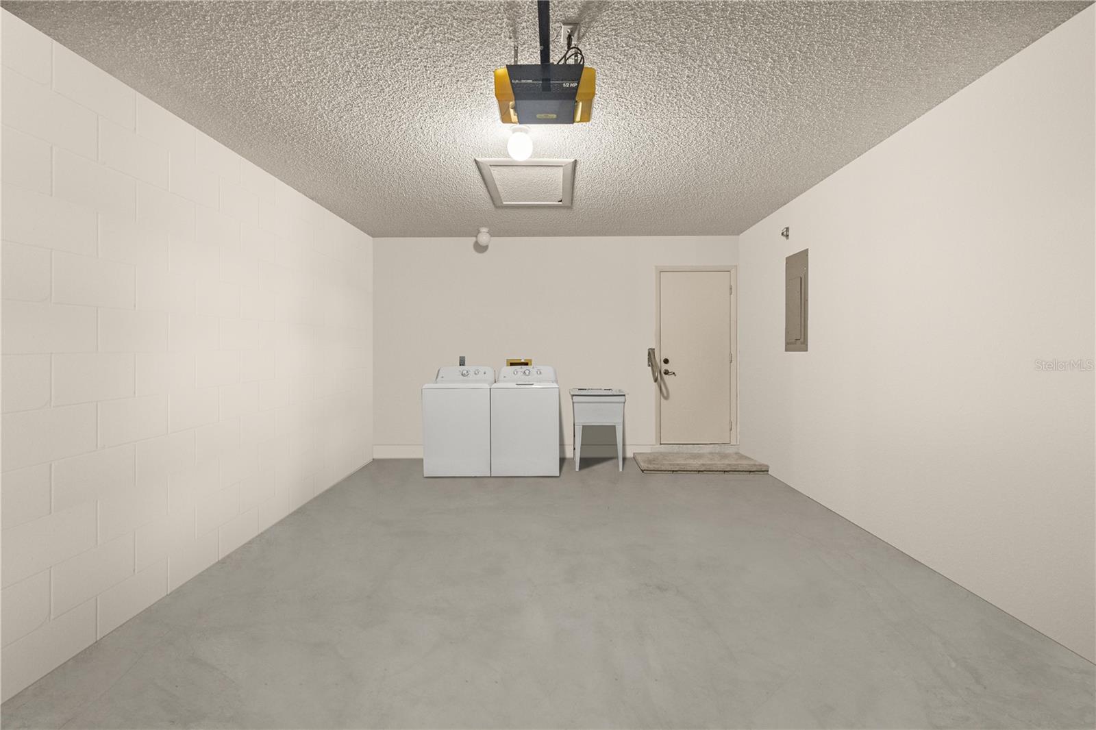 Image 22 of 27 For 9490 85th Avenue C