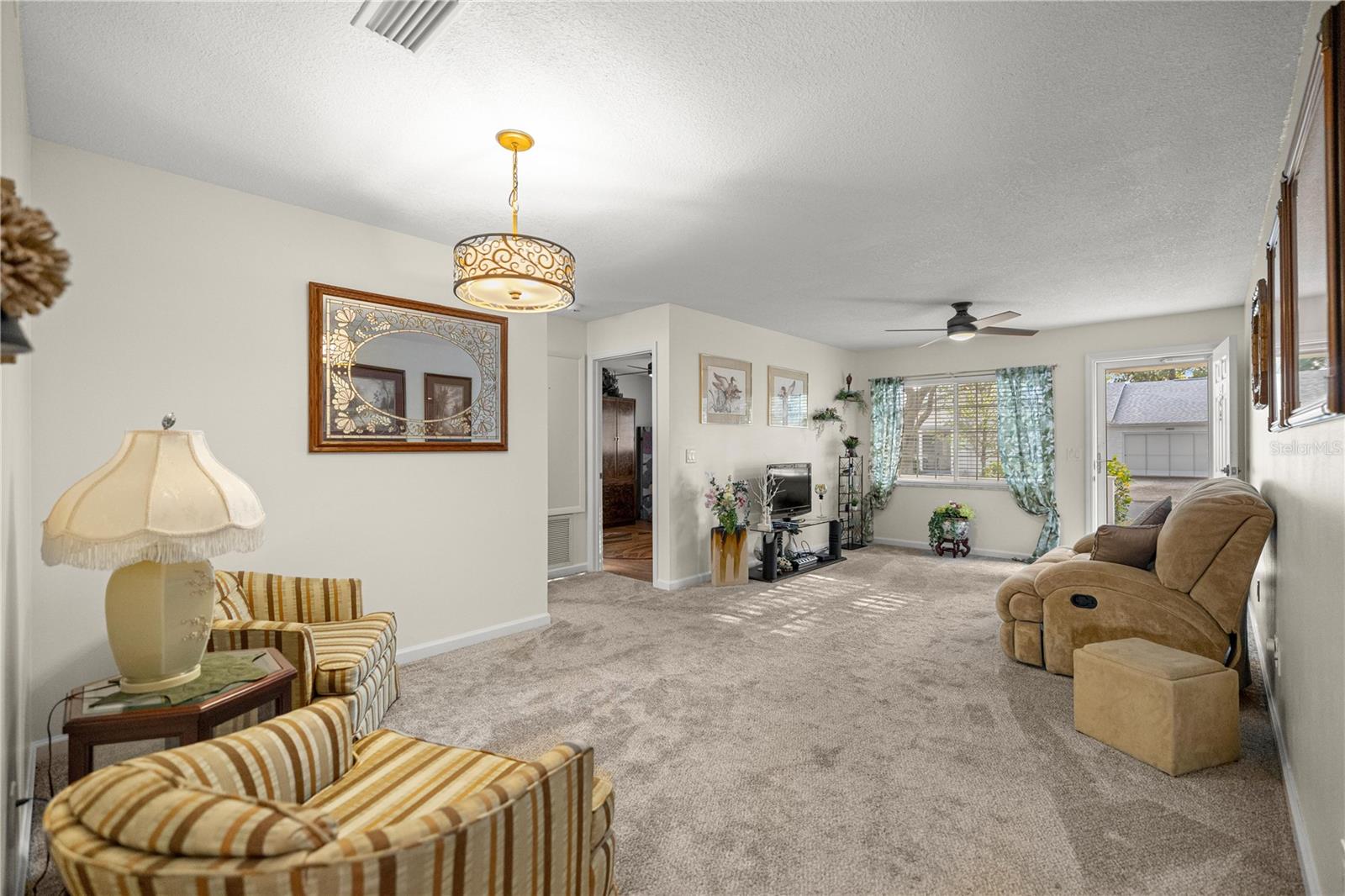 Image 7 of 27 For 9490 85th Avenue C