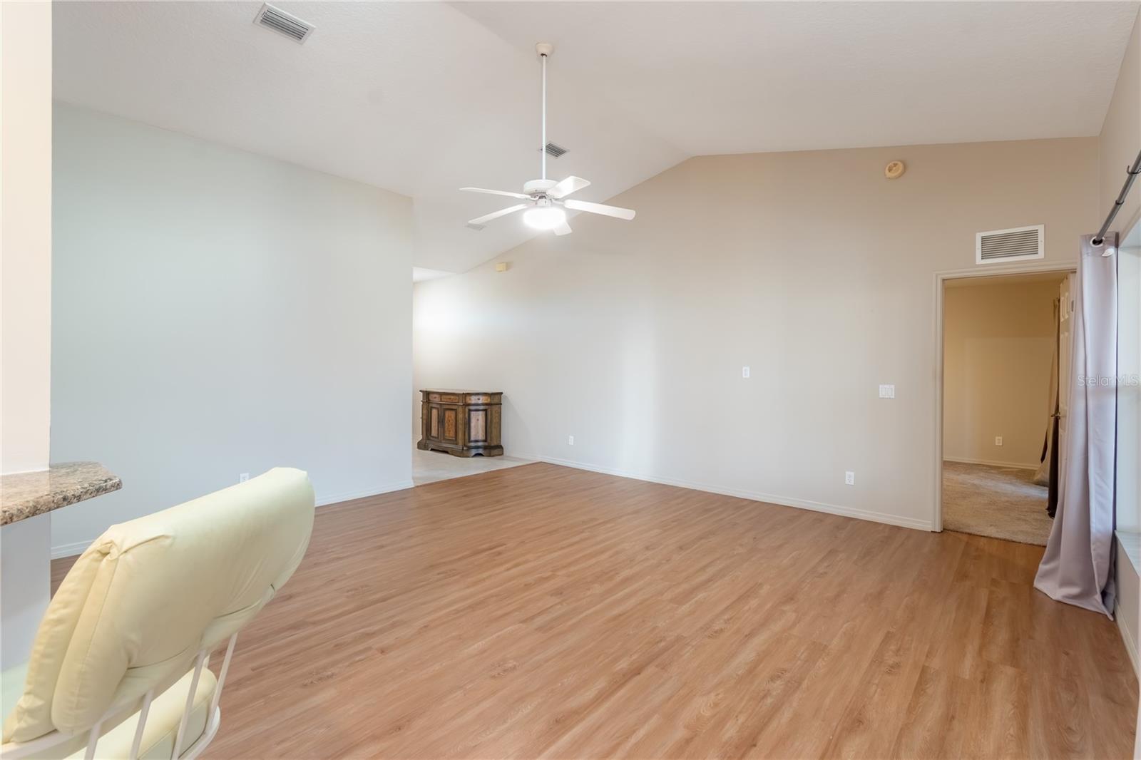 Image 17 of 46 For 5011 31st Street