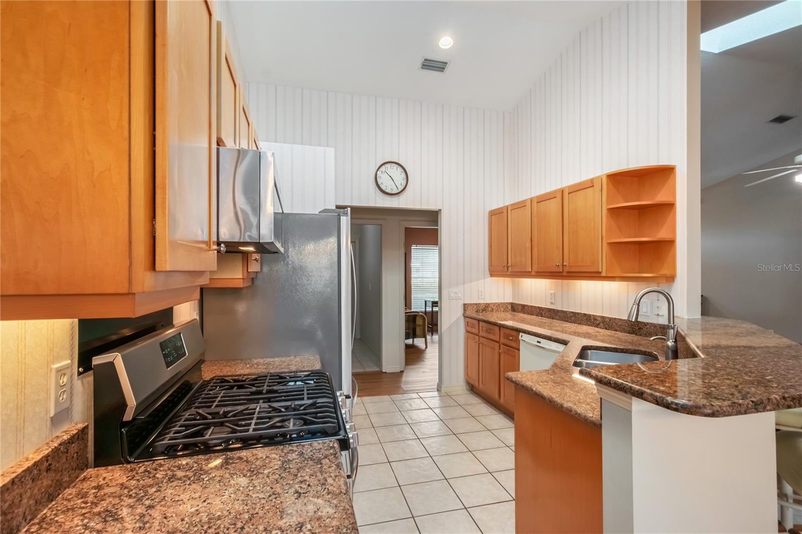 Image 25 of 46 For 5011 31st Street