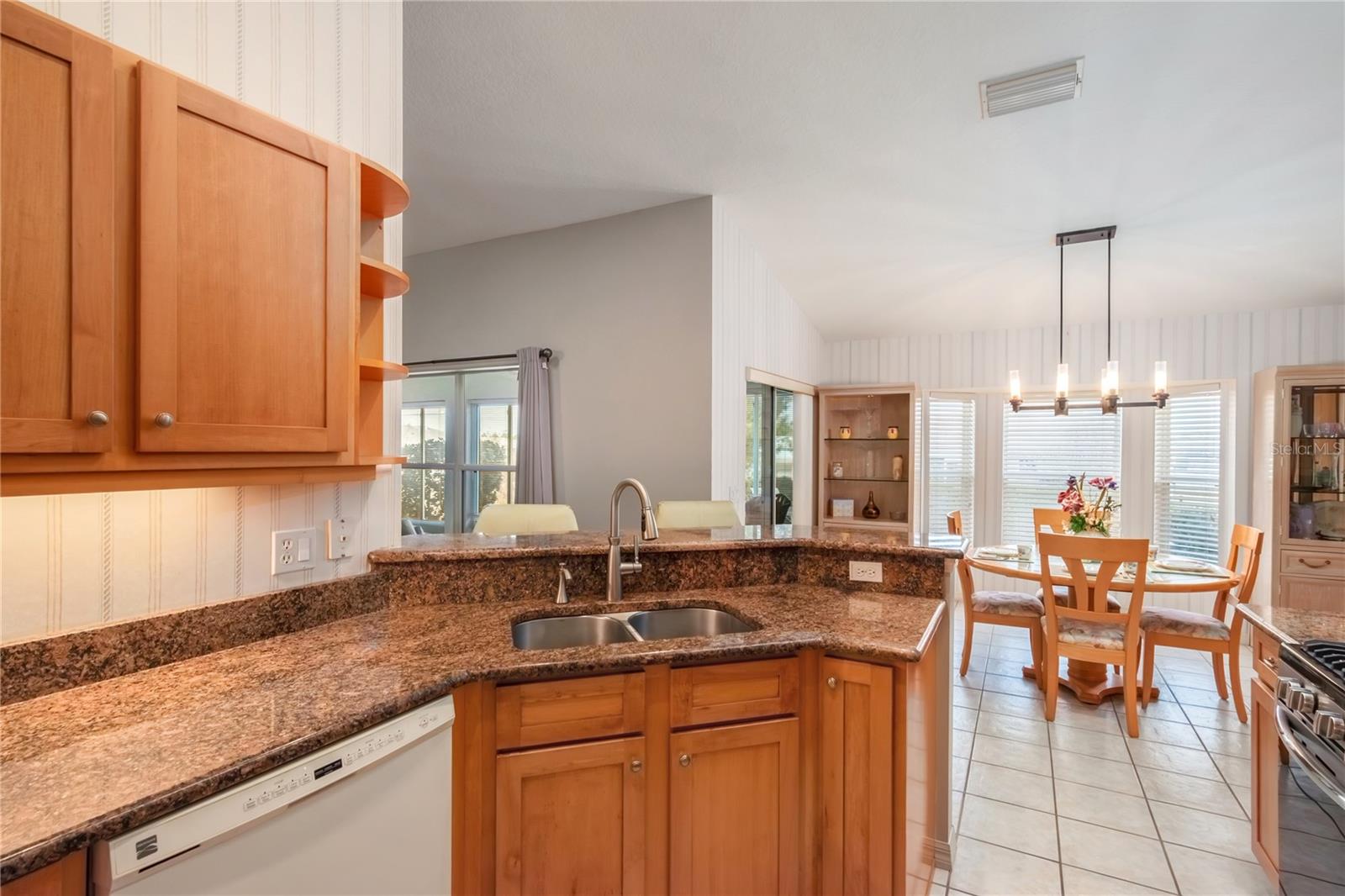 Image 27 of 46 For 5011 31st Street