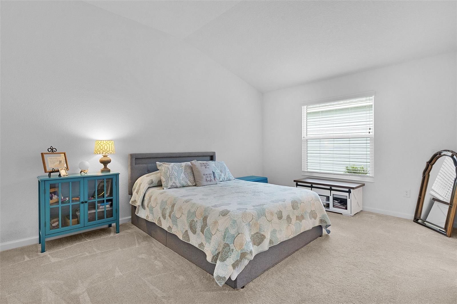 Image 20 of 53 For 842 Spring Avenue