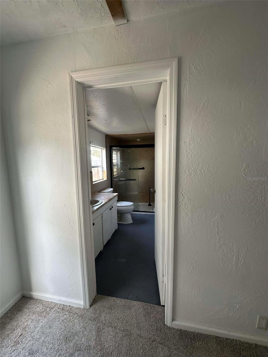 Image 21 of 42 For 6445 173rd Lane