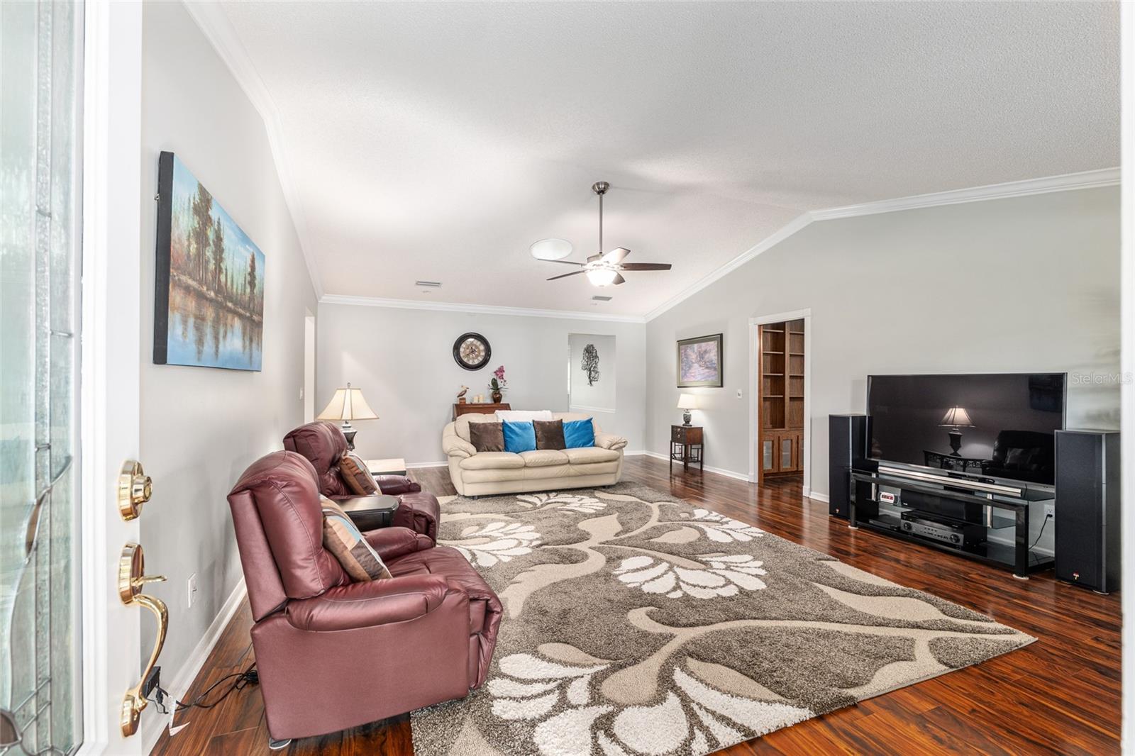 Image 14 of 72 For 8419 92nd Place C