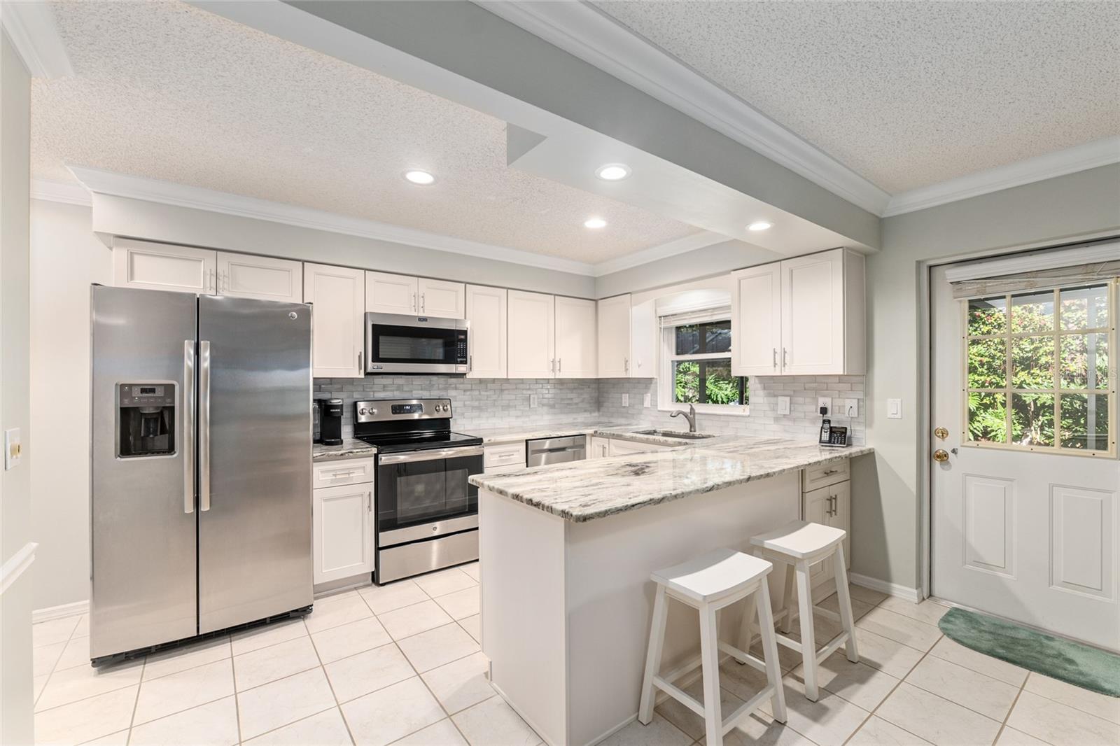 Image 28 of 72 For 8419 92nd Place C