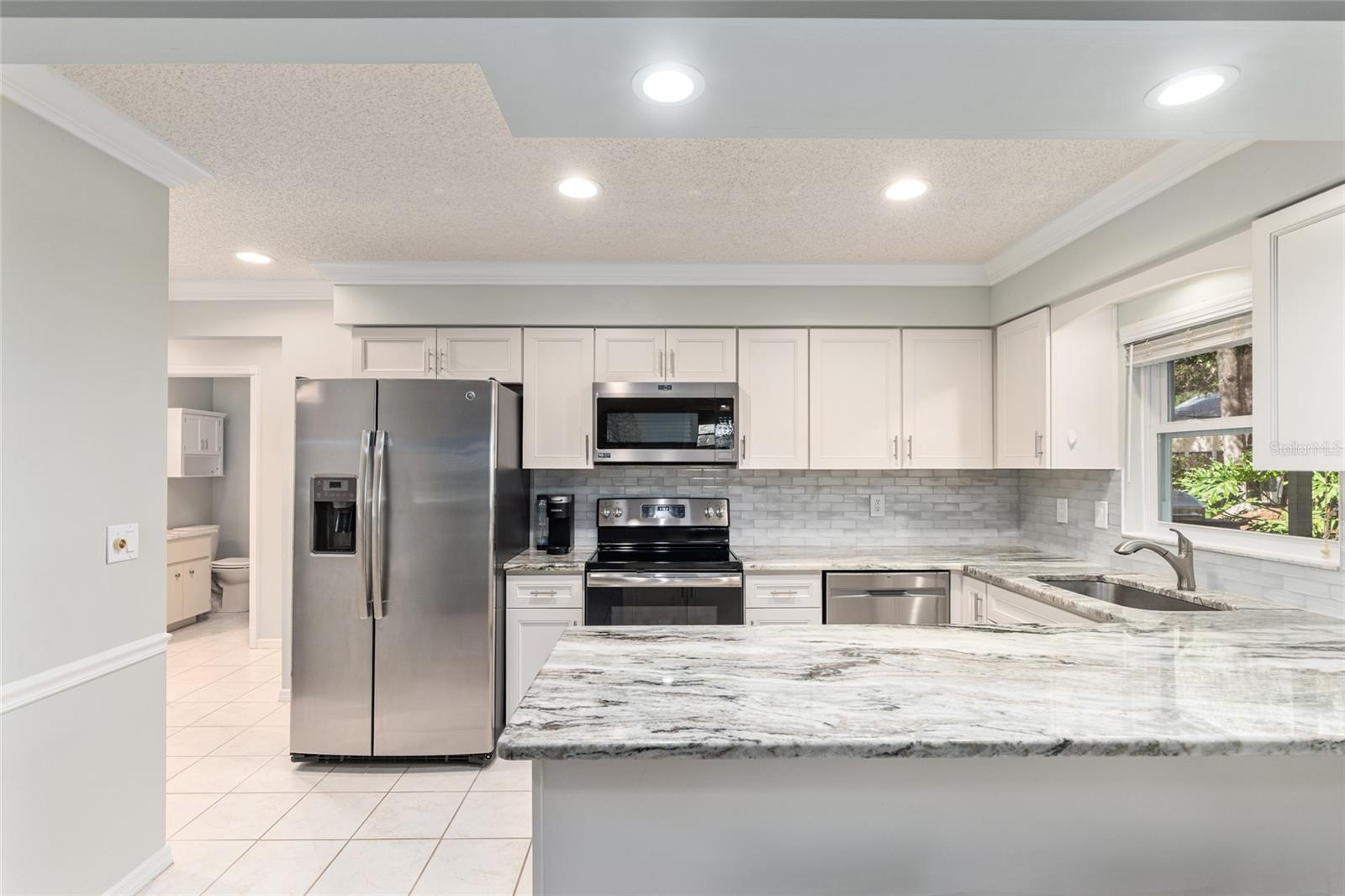 Image 30 of 72 For 8419 92nd Place C