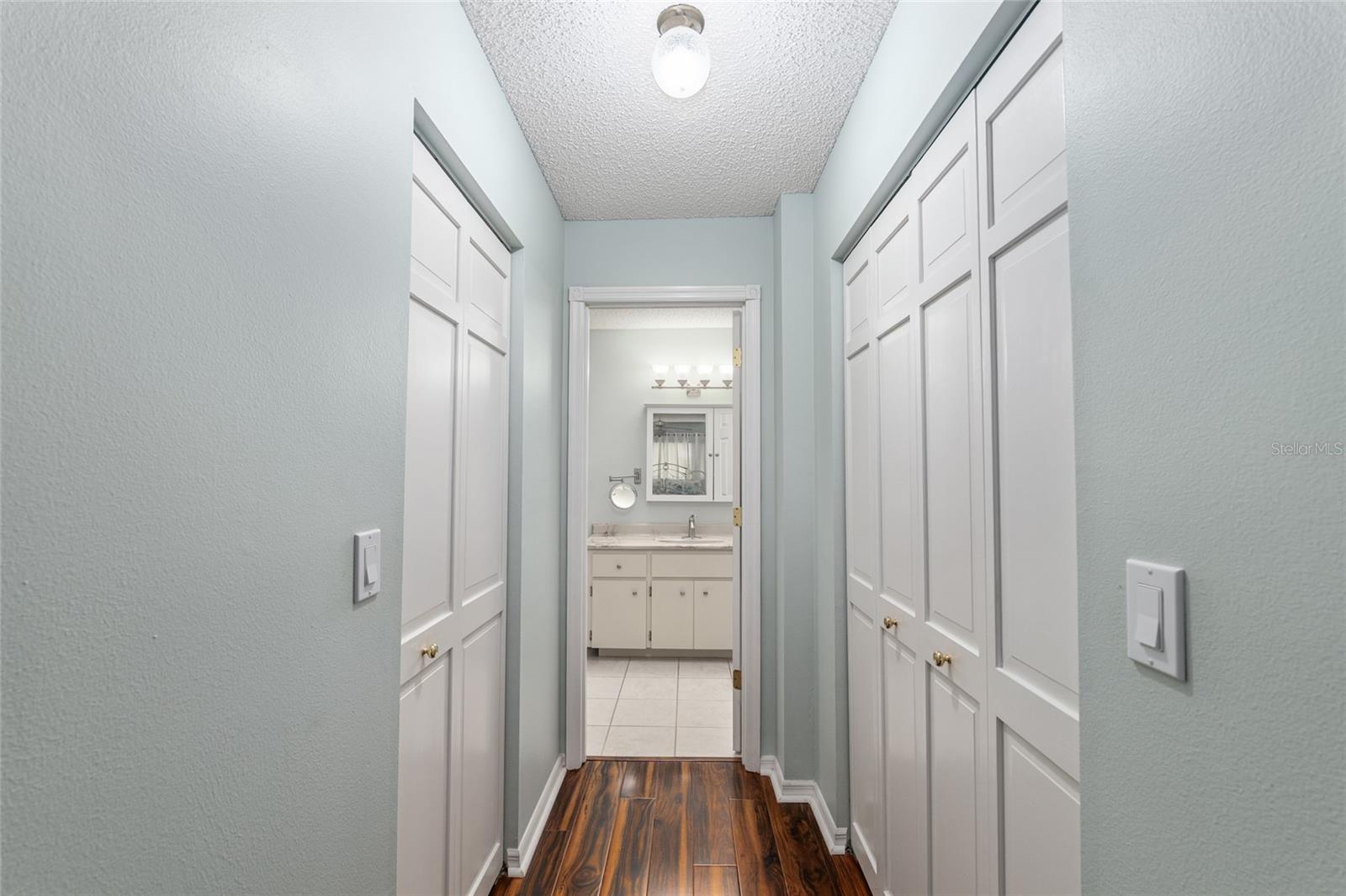 Image 40 of 72 For 8419 92nd Place C