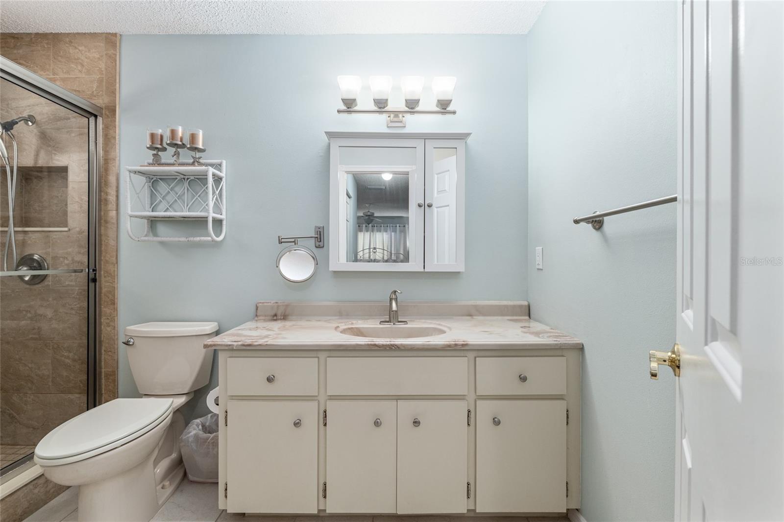 Image 41 of 72 For 8419 92nd Place C