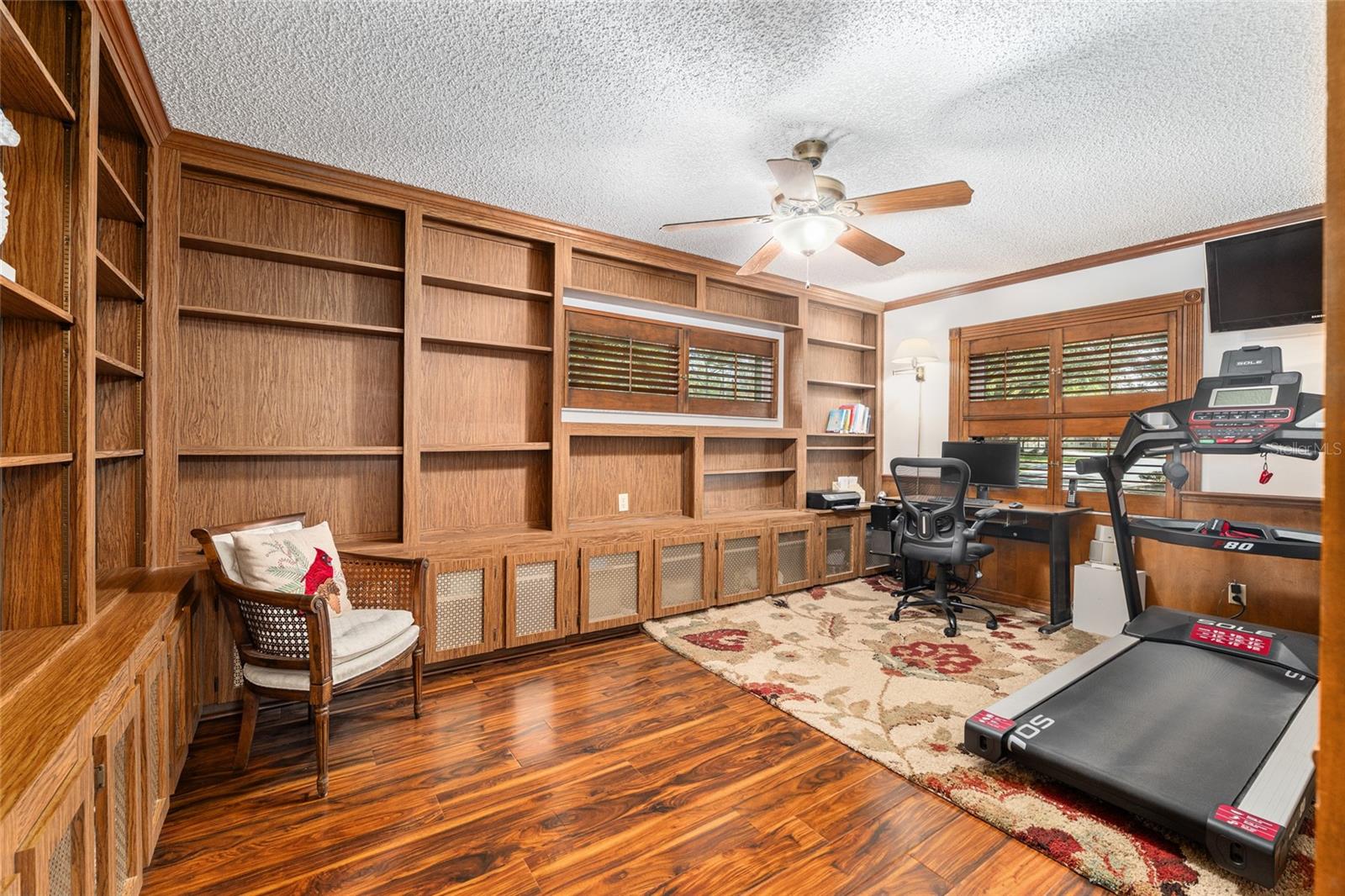 Image 52 of 72 For 8419 92nd Place C