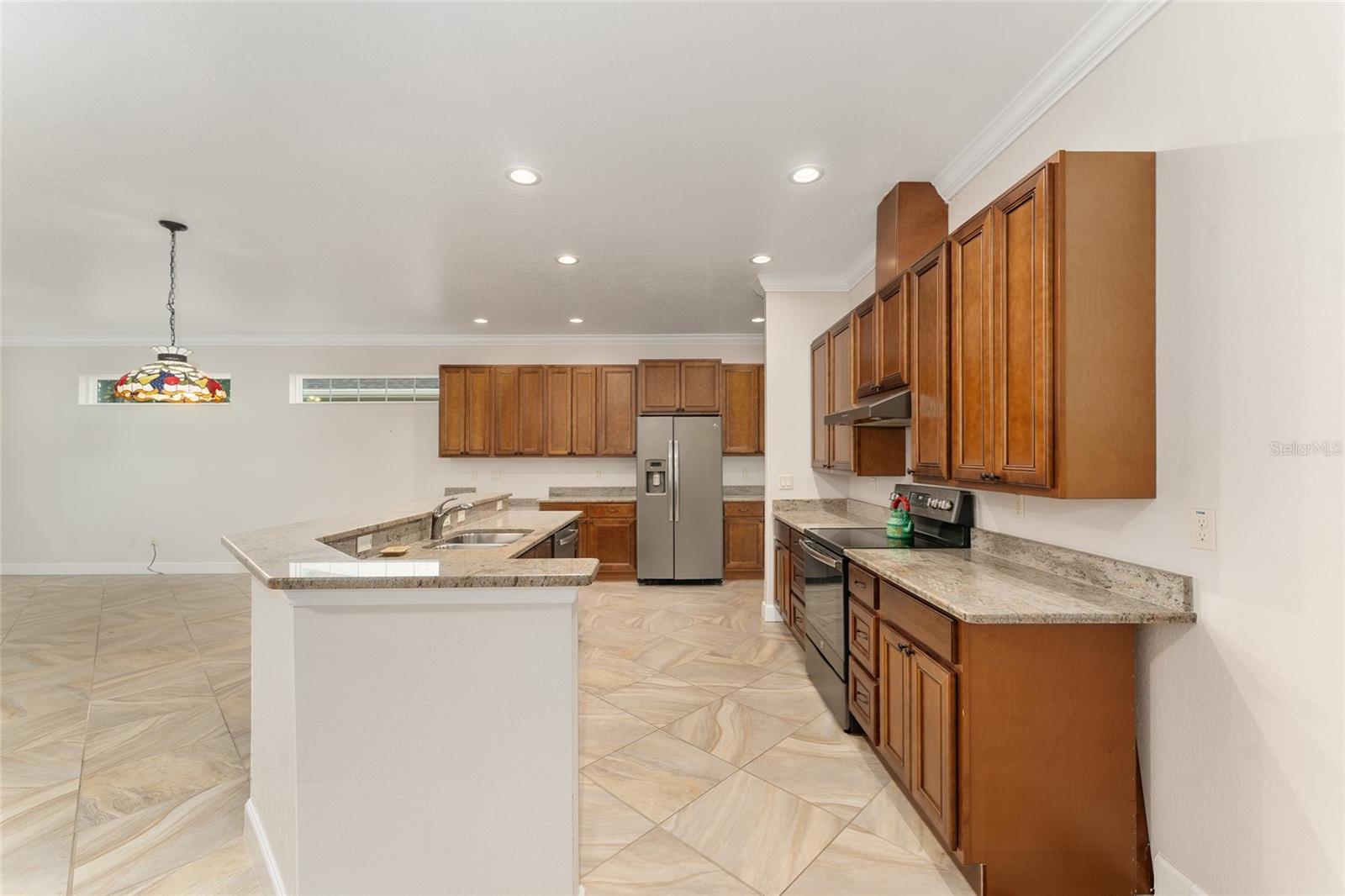 Image 13 of 48 For 2210 37th Court