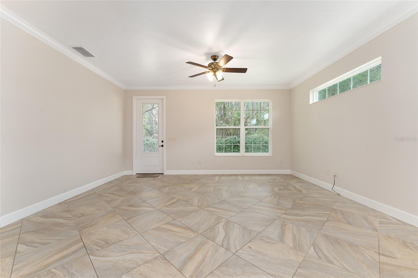 Image 23 of 48 For 2210 37th Court