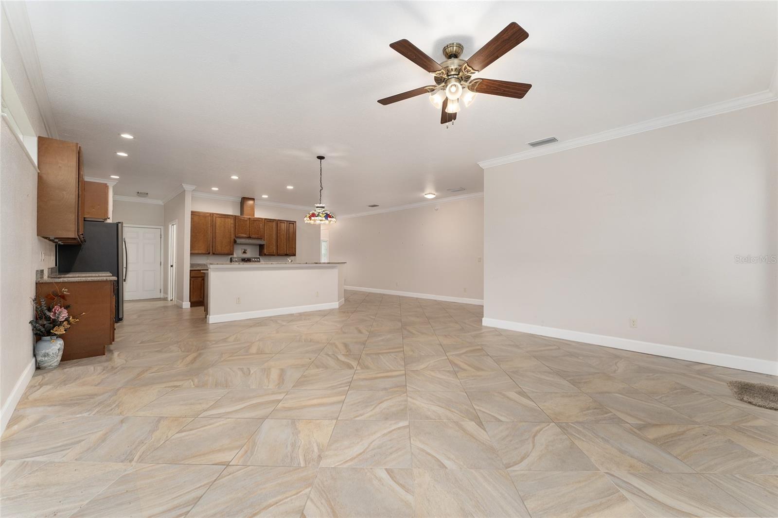 Image 25 of 48 For 2210 37th Court