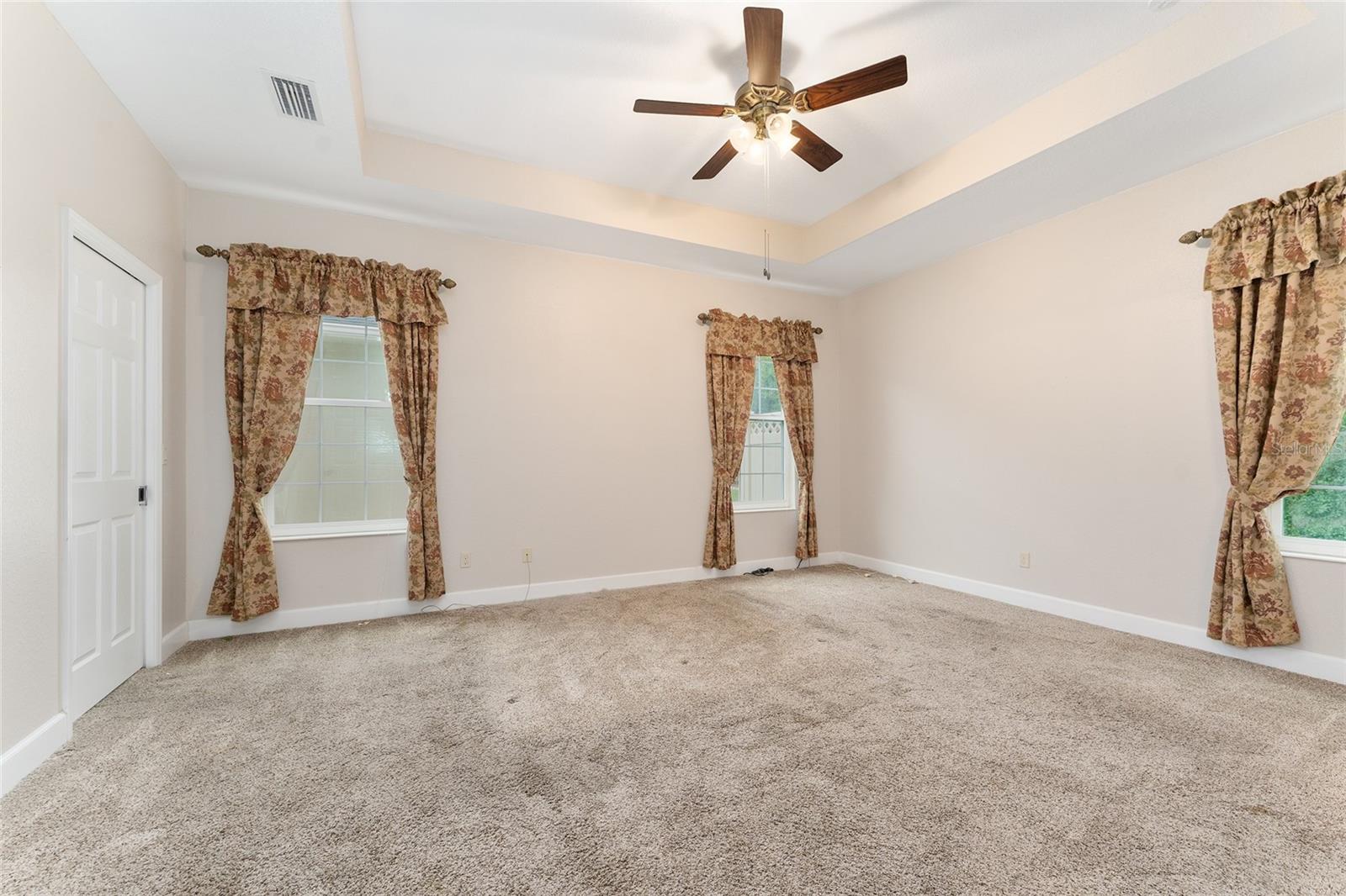 Image 34 of 48 For 2210 37th Court