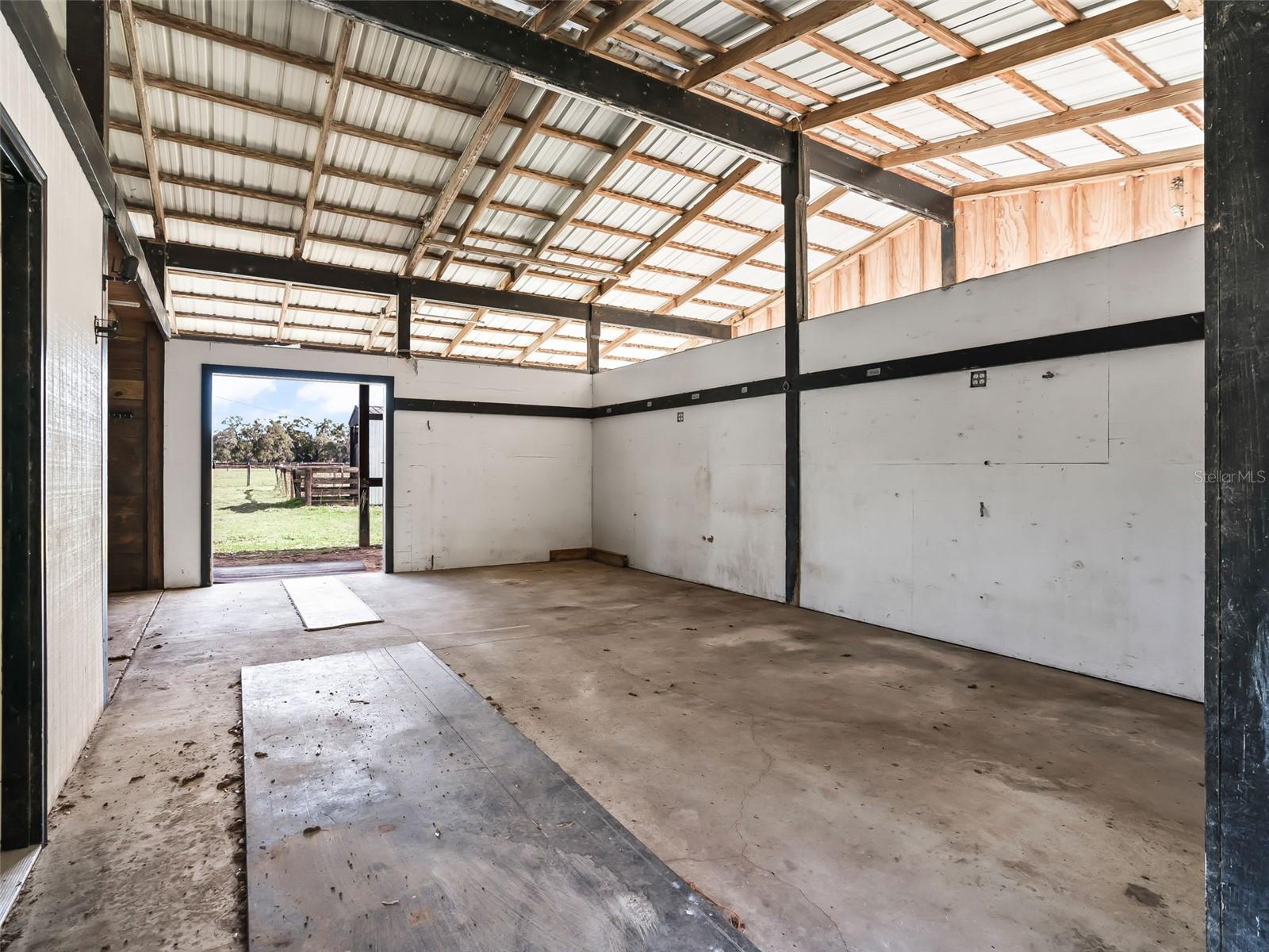 Image 14 of 30 For 950 200th Avenue