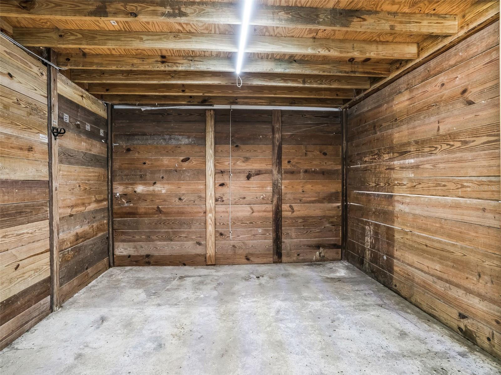 Image 16 of 30 For 950 200th Avenue