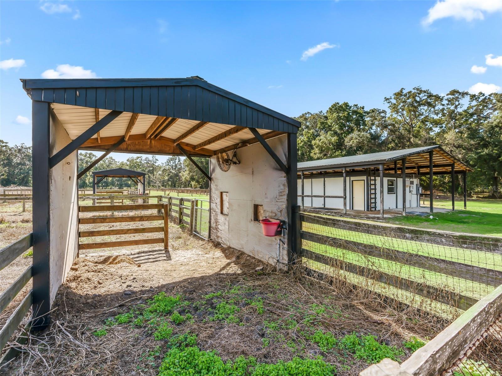 Image 23 of 30 For 950 200th Avenue