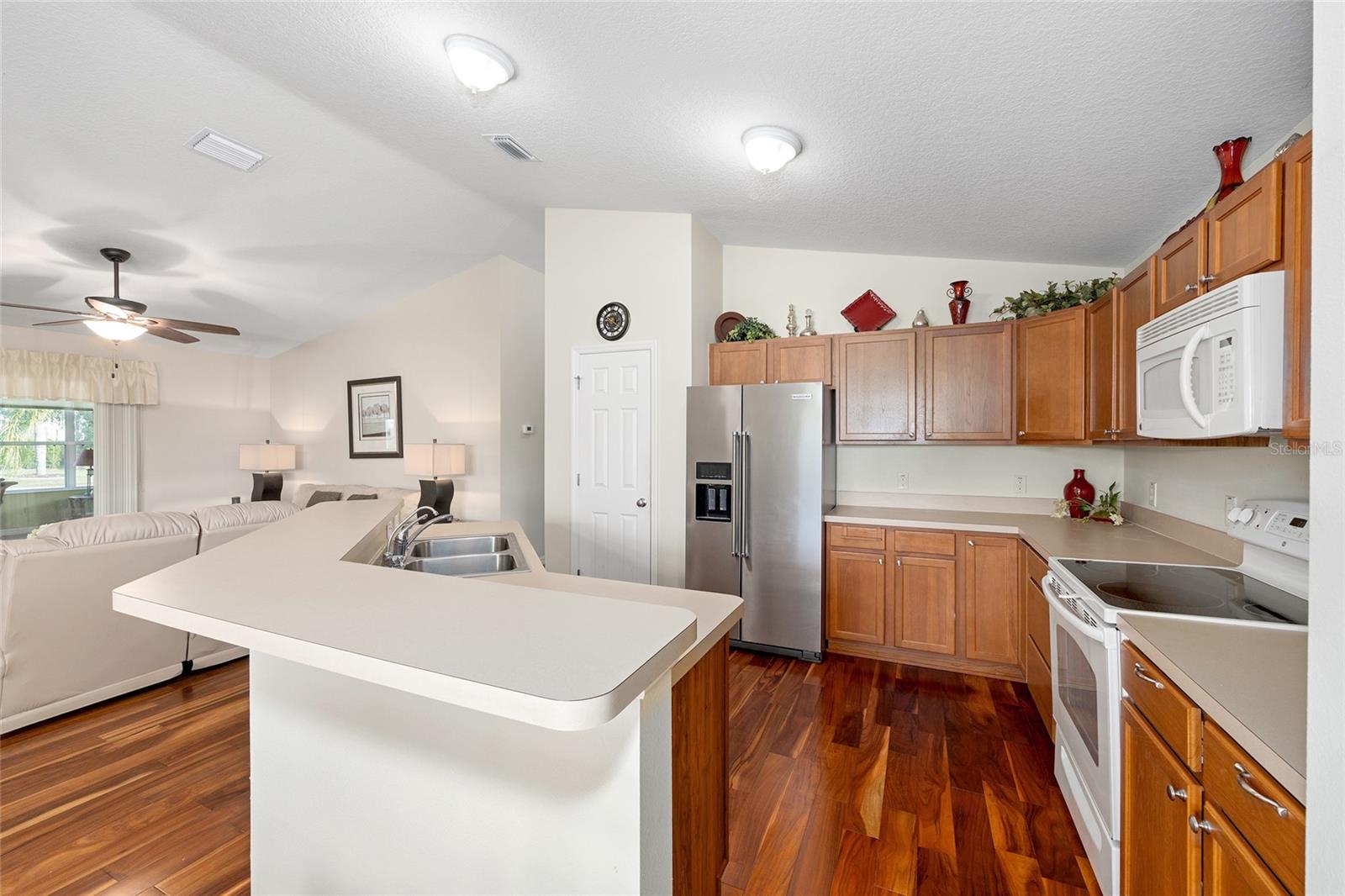 Image 7 of 24 For 2573 Fletcher Lane