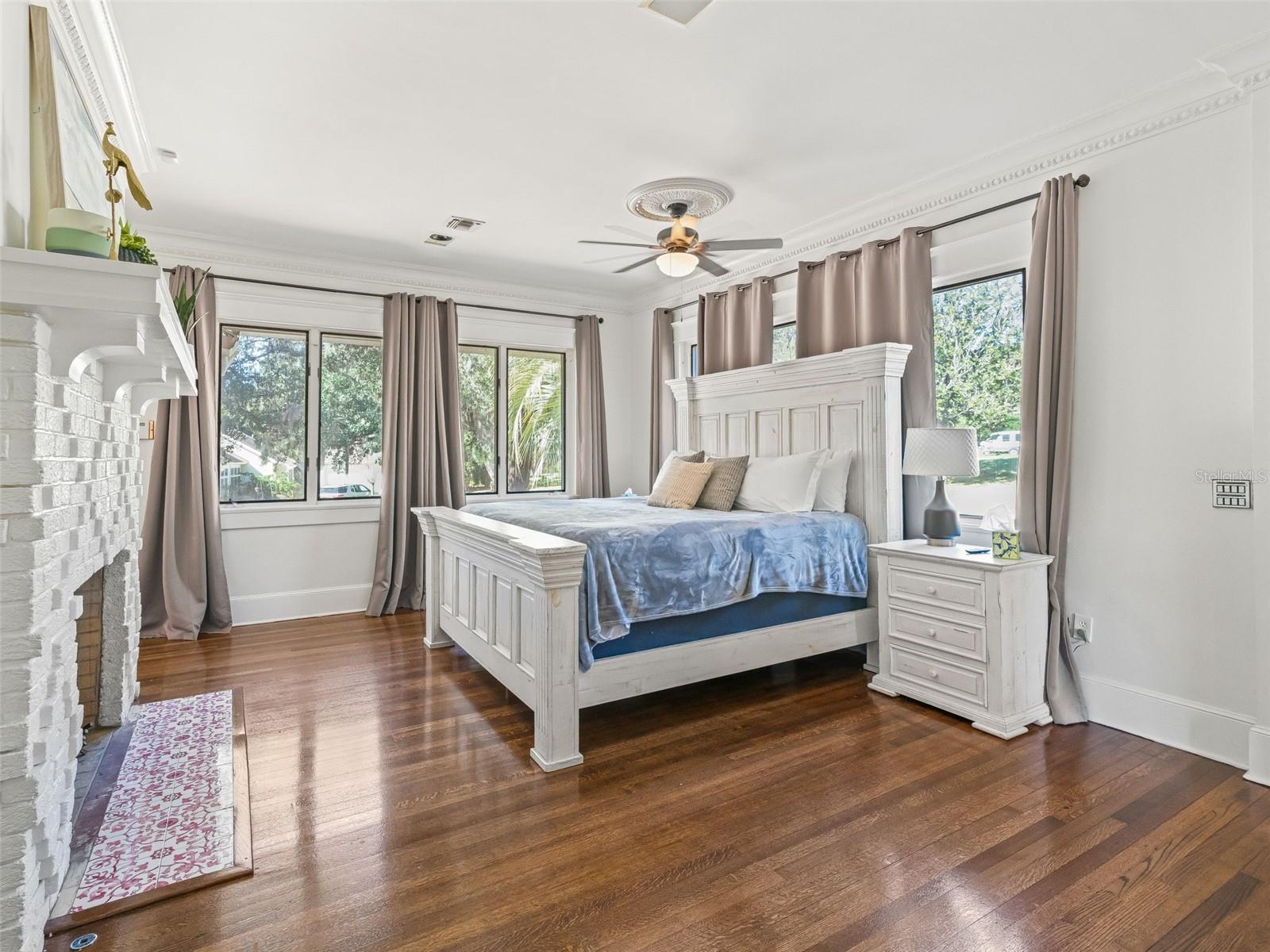 Image 12 of 40 For 1218 11th Street