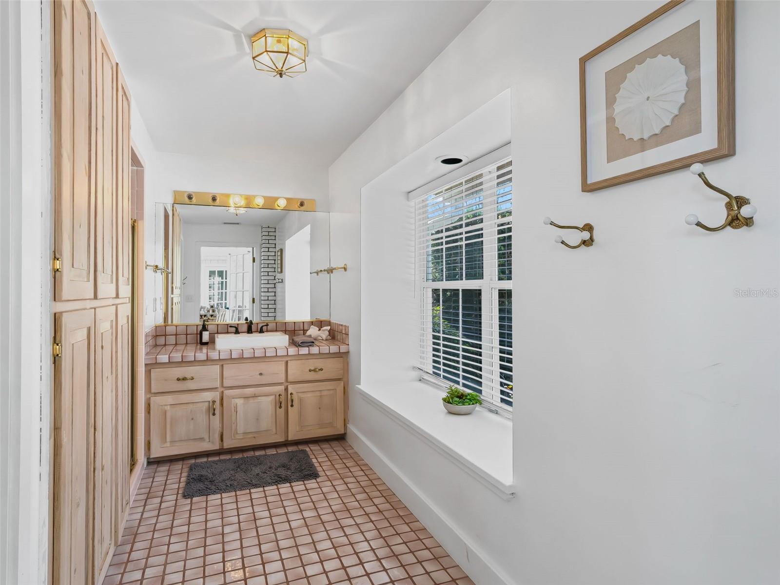 Image 34 of 40 For 1218 11th Street