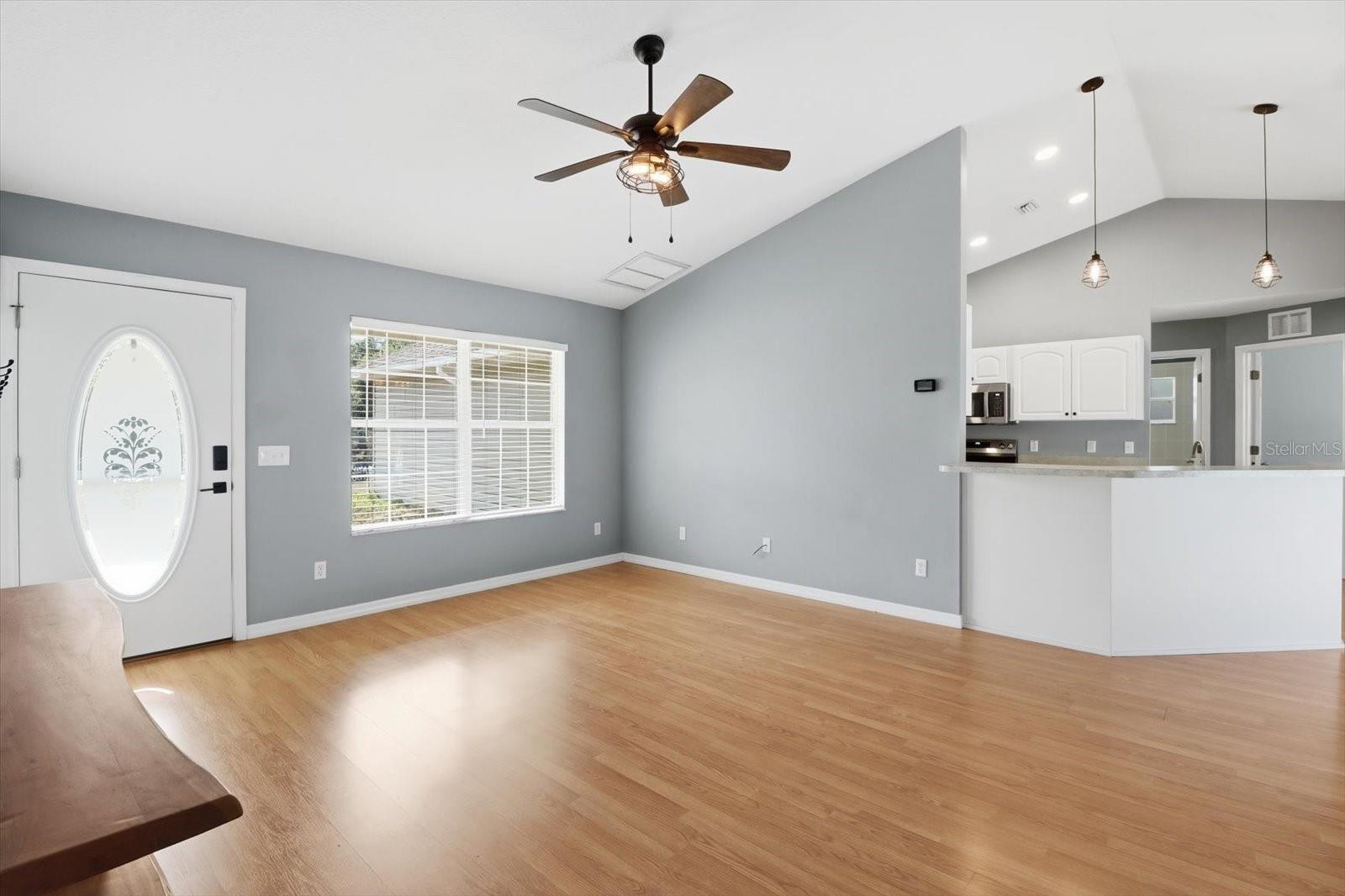 Image 10 of 54 For 11631 195th Place