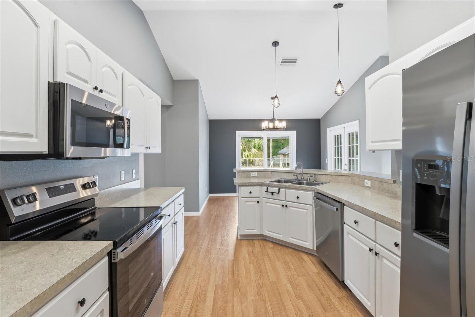 Image 13 of 54 For 11631 195th Place