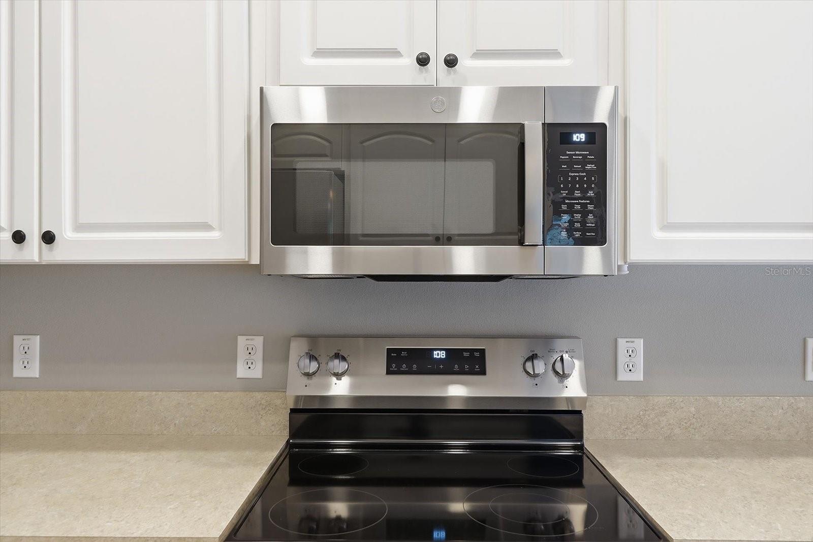 Image 16 of 54 For 11631 195th Place